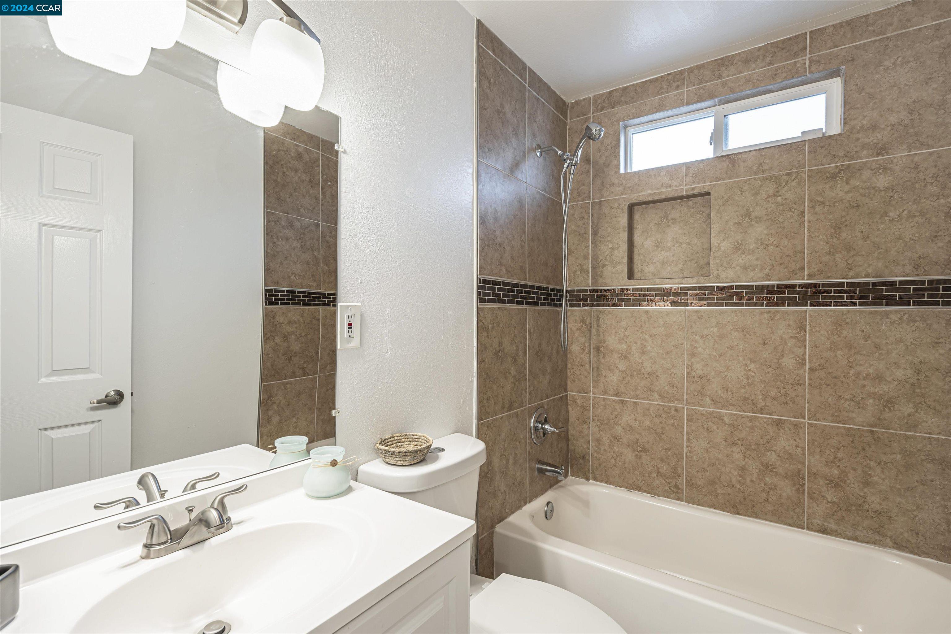 Detail Gallery Image 18 of 28 For 830 Stella St, Vallejo,  CA 94589 - 3 Beds | 2 Baths