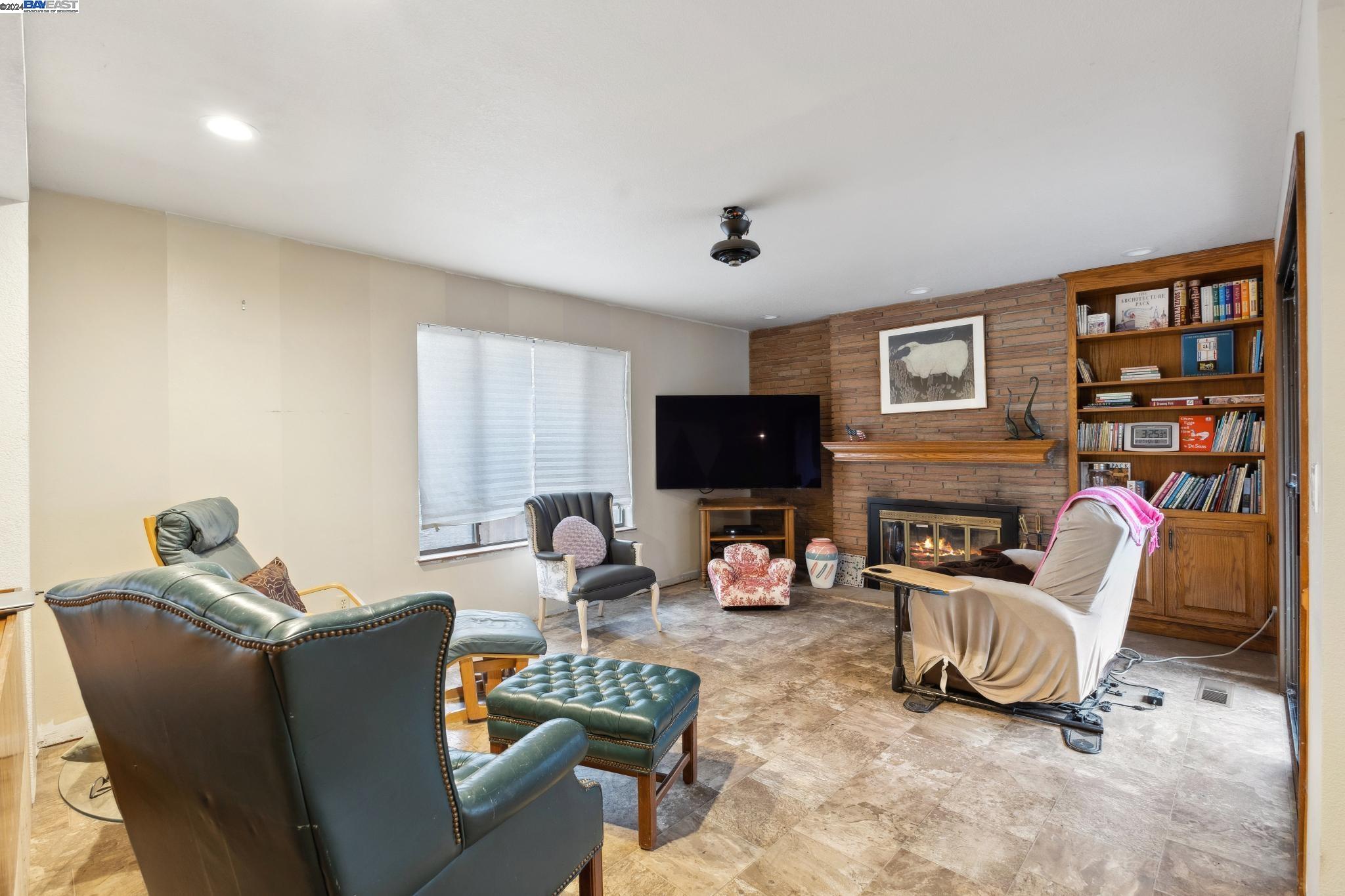 4141 Lombard Ave, Fremont, California 94536, 3 Bedrooms Bedrooms, 8 Rooms Rooms,2 BathroomsBathrooms,Residential,For Sale,4141 Lombard Ave,41080676