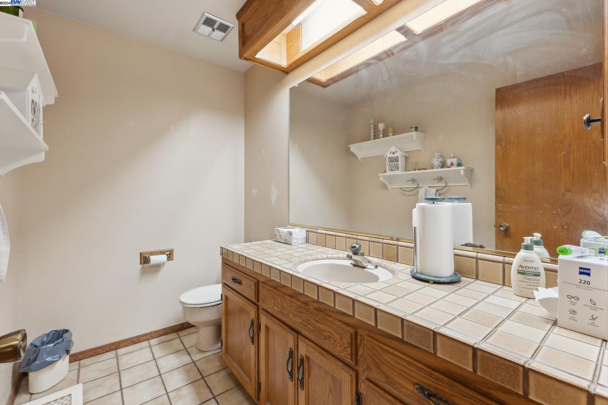 4141 Lombard Ave, Fremont, California 94536, 3 Bedrooms Bedrooms, 8 Rooms Rooms,2 BathroomsBathrooms,Residential,For Sale,4141 Lombard Ave,41080676