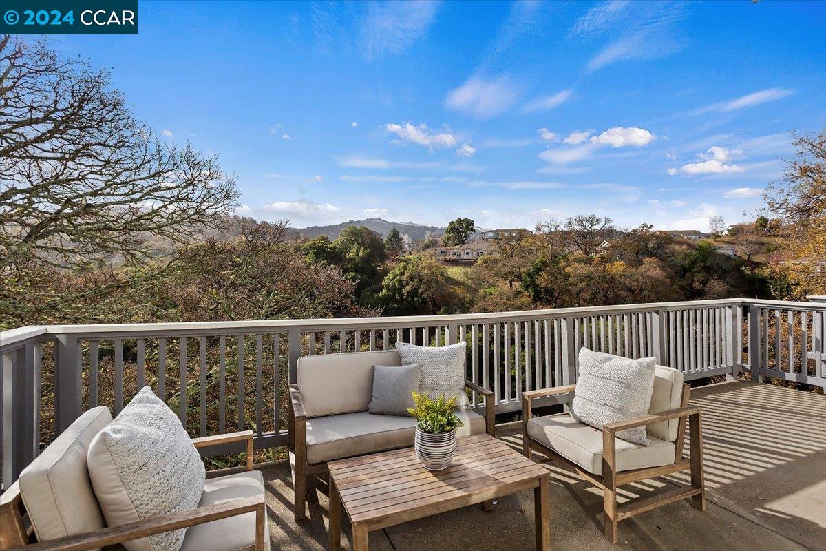 More Details about MLS # 41080698 : 3004 GREY EAGLE DR