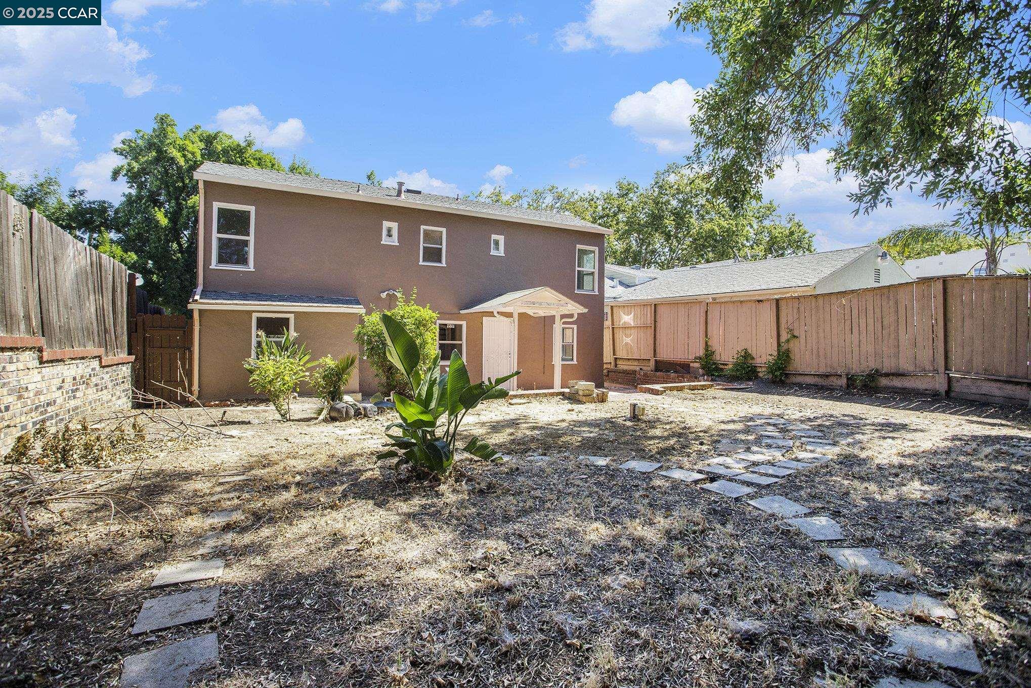 Detail Gallery Image 32 of 33 For 532 Central Ave, Pittsburg,  CA 94565 - 4 Beds | 2 Baths