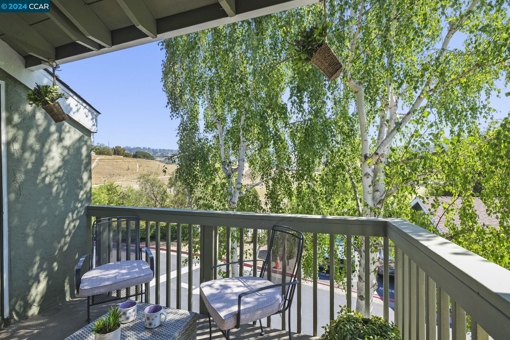 Detail Gallery Image 7 of 28 For 8611 Mountain Blvd #58,  Oakland,  CA 94605 - 2 Beds | 2 Baths