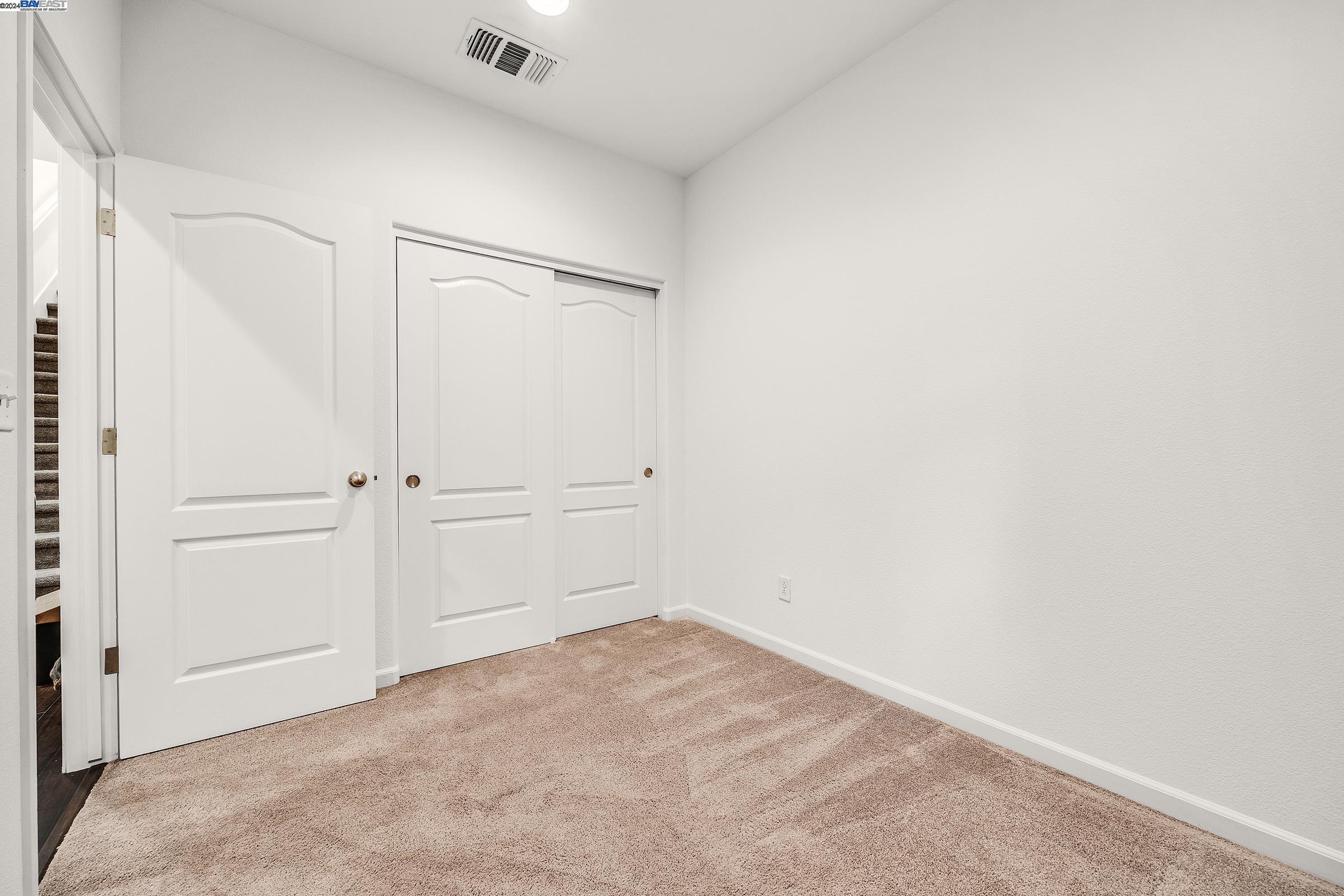 Photo #5: 41080791 Listing 