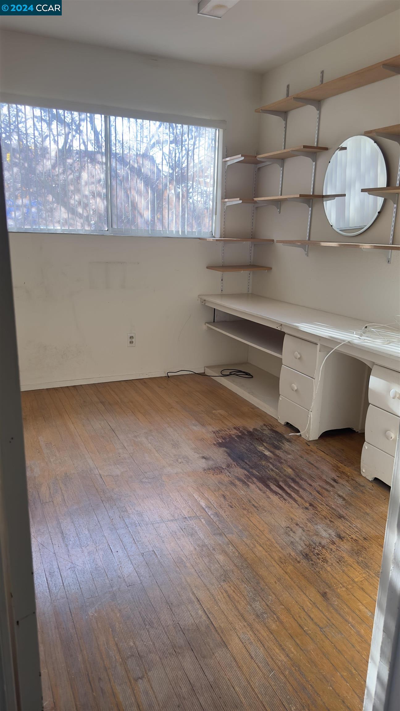 Detail Gallery Image 4 of 10 For 4200 Santa Rita Rd, El Sobrante,  CA 94803 - 3 Beds | 1/1 Baths
