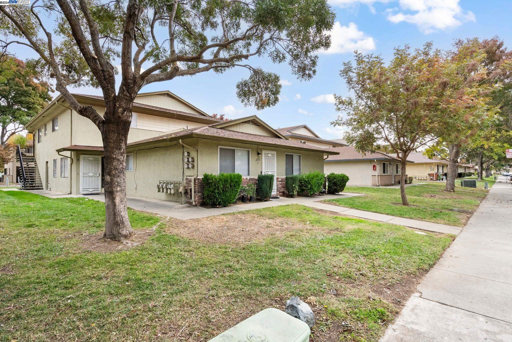 Detail Gallery Image 19 of 23 For 2213 Peppertree Way #1,  Antioch,  CA 94509 - 2 Beds | 1 Baths