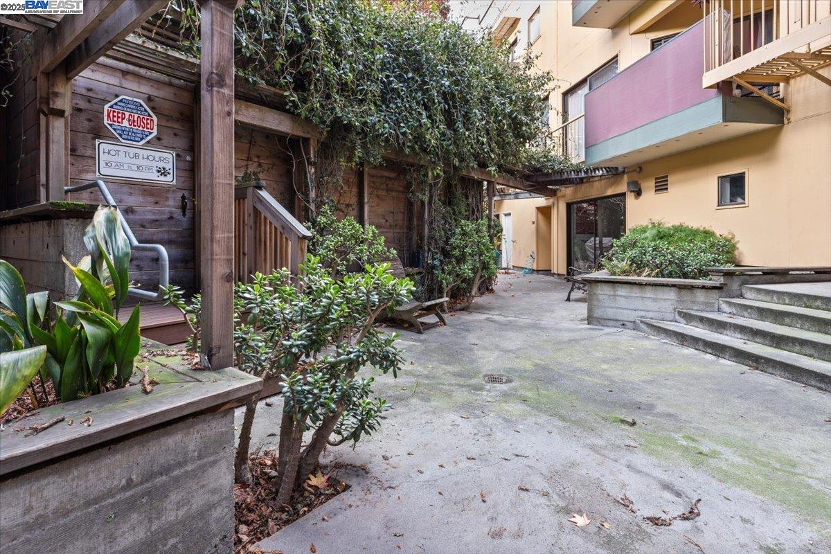 property-img