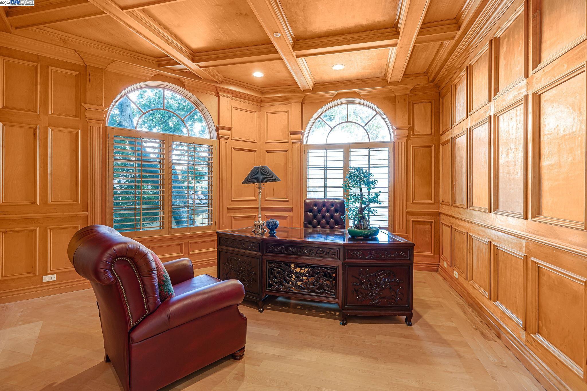 Detail Gallery Image 32 of 60 For 11 La Strada, Burlingame,  CA 94010 - 5 Beds | 4/1 Baths
