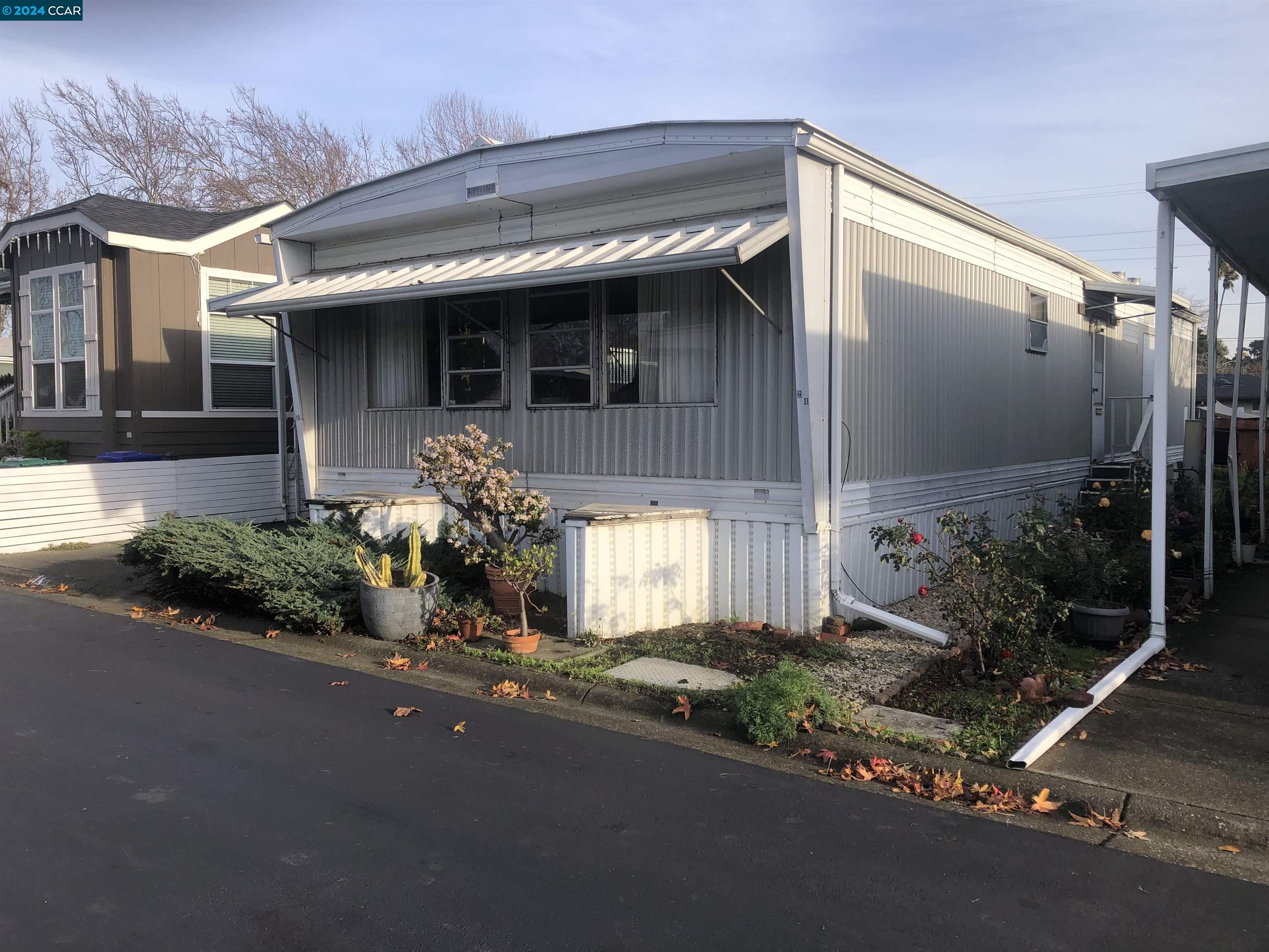 Detail Gallery Image 1 of 1 For 2885 Willow Rd #15,  San Pablo,  CA 94806 - 2 Beds | 2 Baths