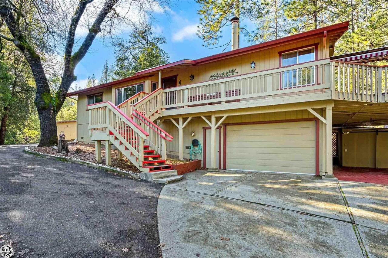 Detail Gallery Image 1 of 1 For 19995 Pine Mountain, Groveland,  CA 95321 - 3 Beds | 2 Baths