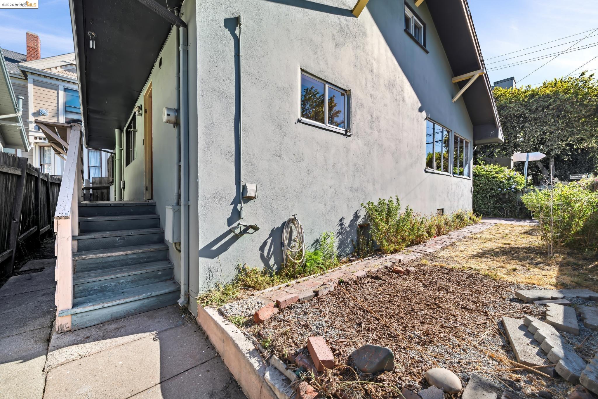 2344 Fulton St