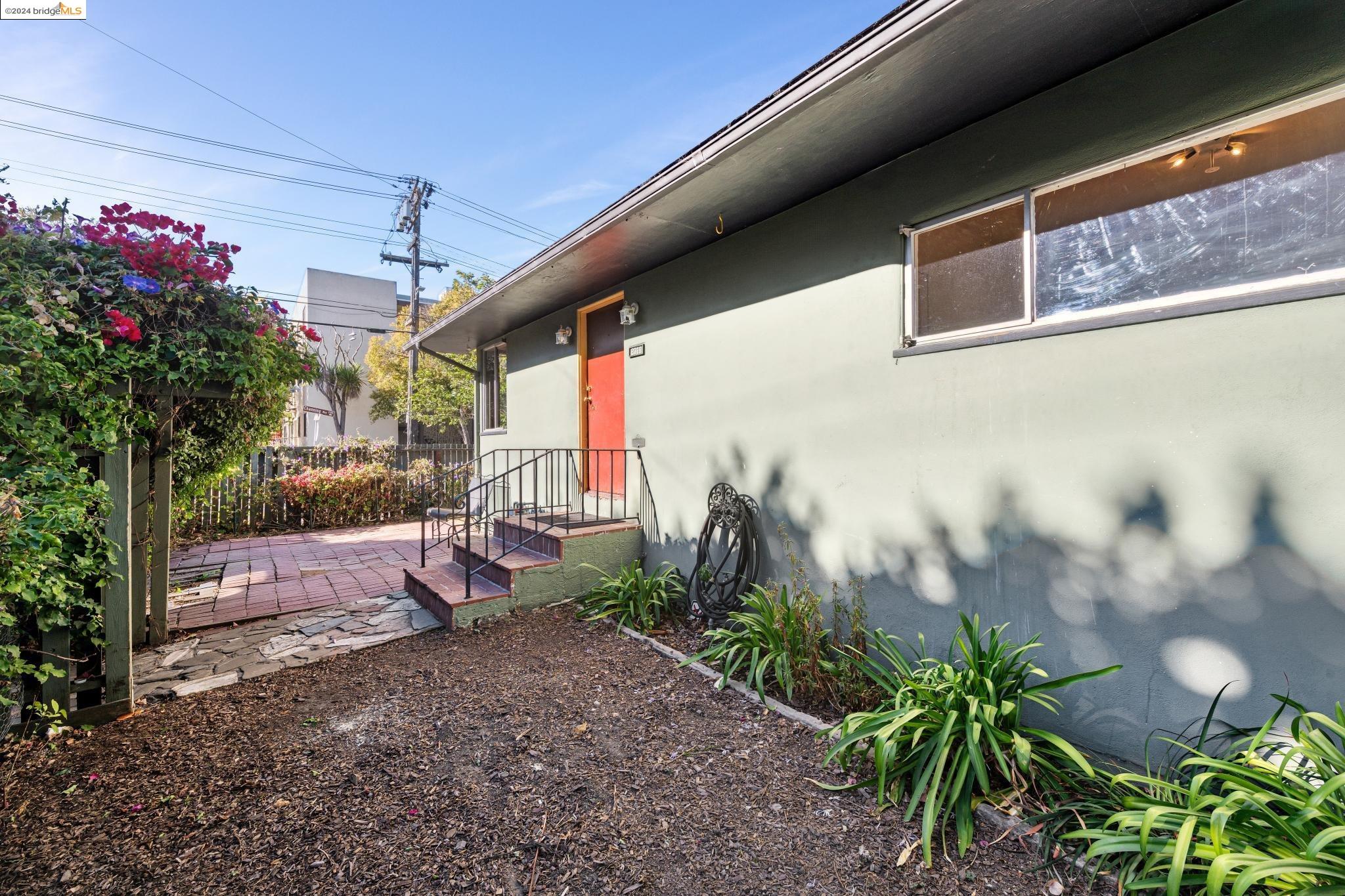 2344 Fulton St