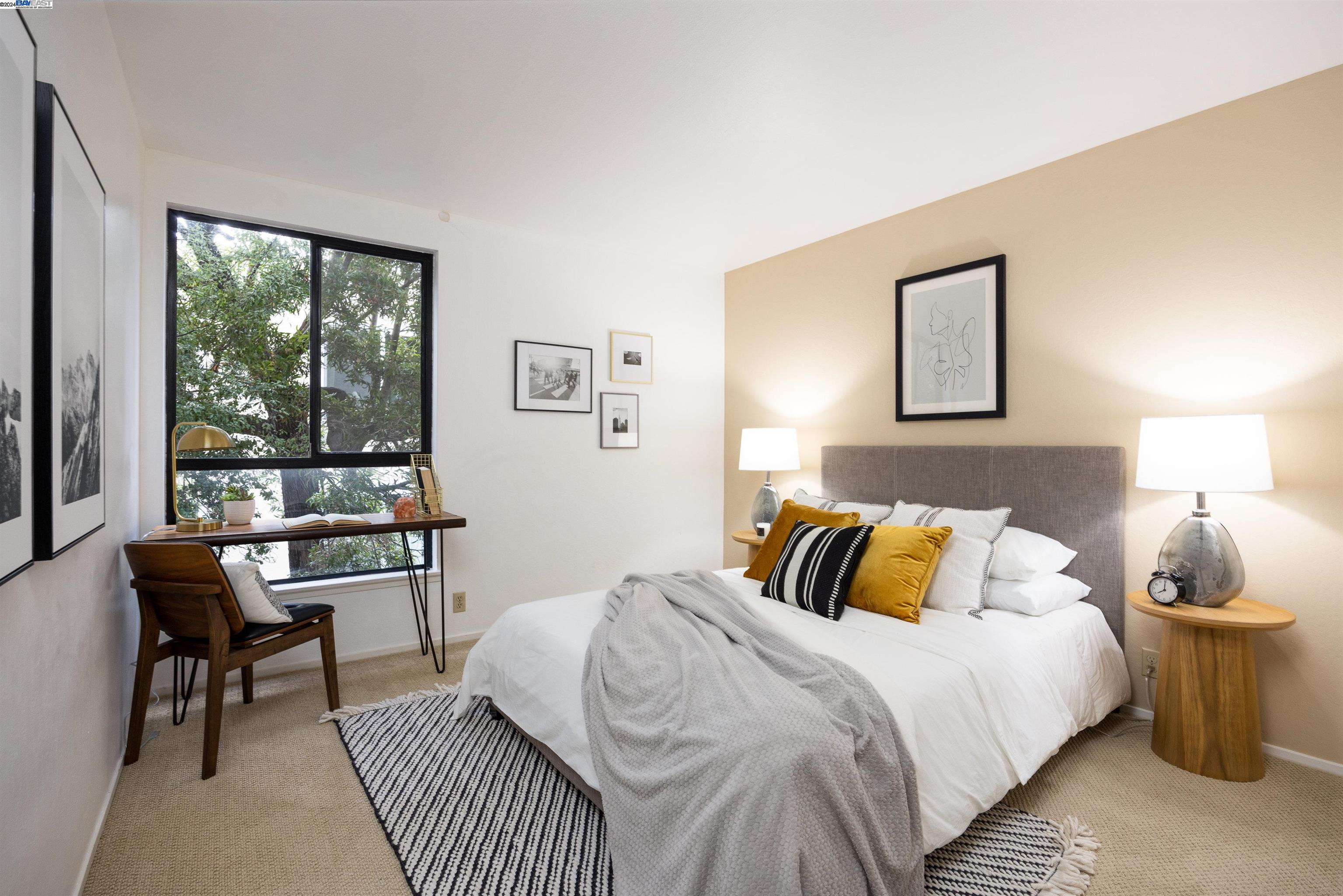 Detail Gallery Image 14 of 23 For 2632 Warring St #5,  Berkeley,  CA 94704 - 2 Beds | 1 Baths