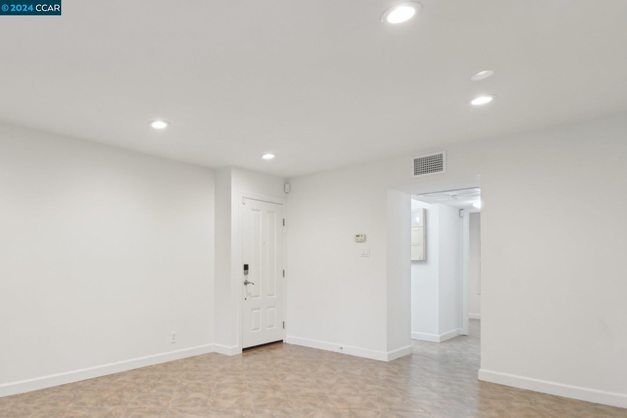 Photo #5: 41080920 Listing 