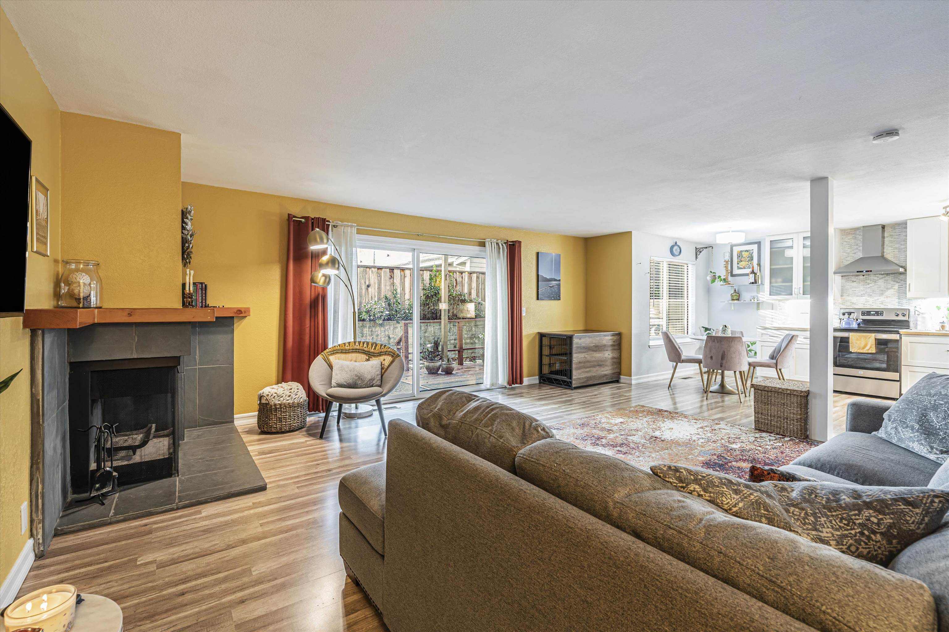 Photo #2: 41080951 Listing 