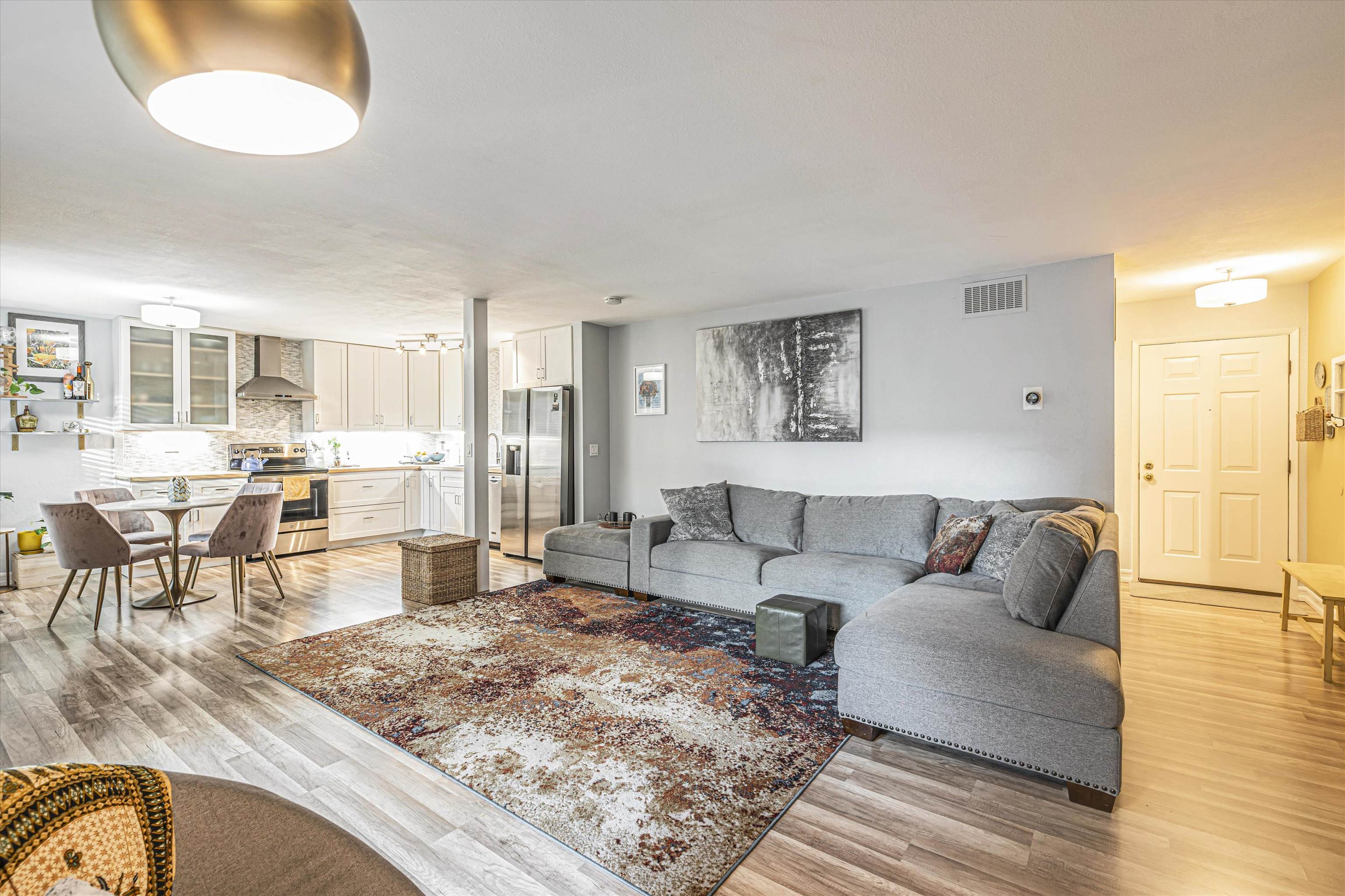 Photo #5: 41080951 Listing 
