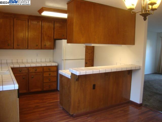 Photo #5: 41080957 Listing 