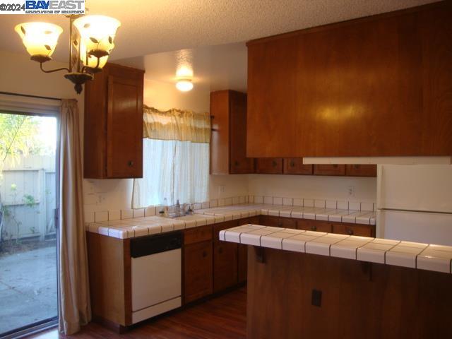 Photo #6: 41080957 Listing 