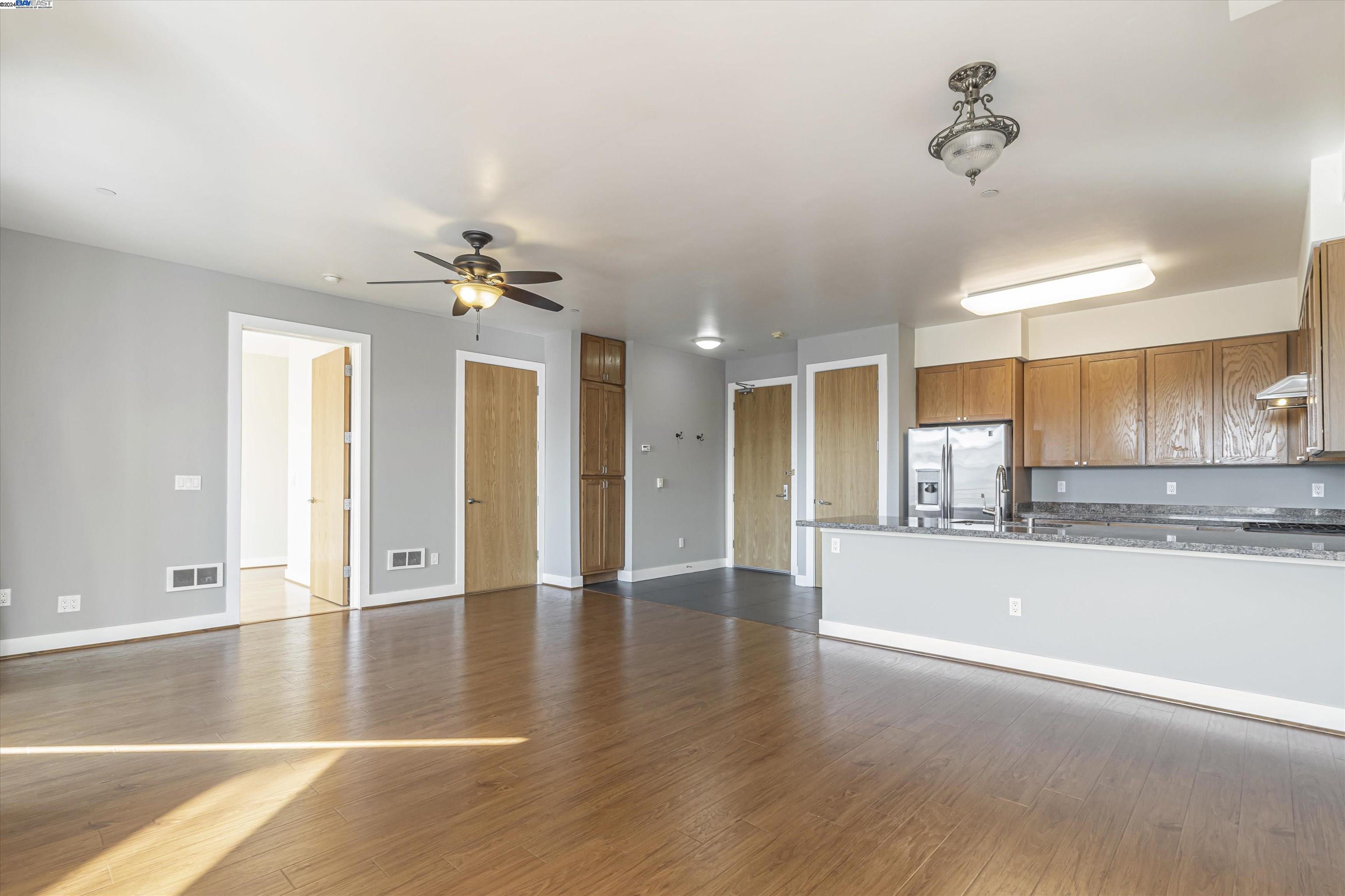 1020 Jackson St # 302, Oakland, California 94607, 1 Bedroom Bedrooms, 3 Rooms Rooms,1 BathroomBathrooms,Residential,For Sale,1020 Jackson St # 302,41080962