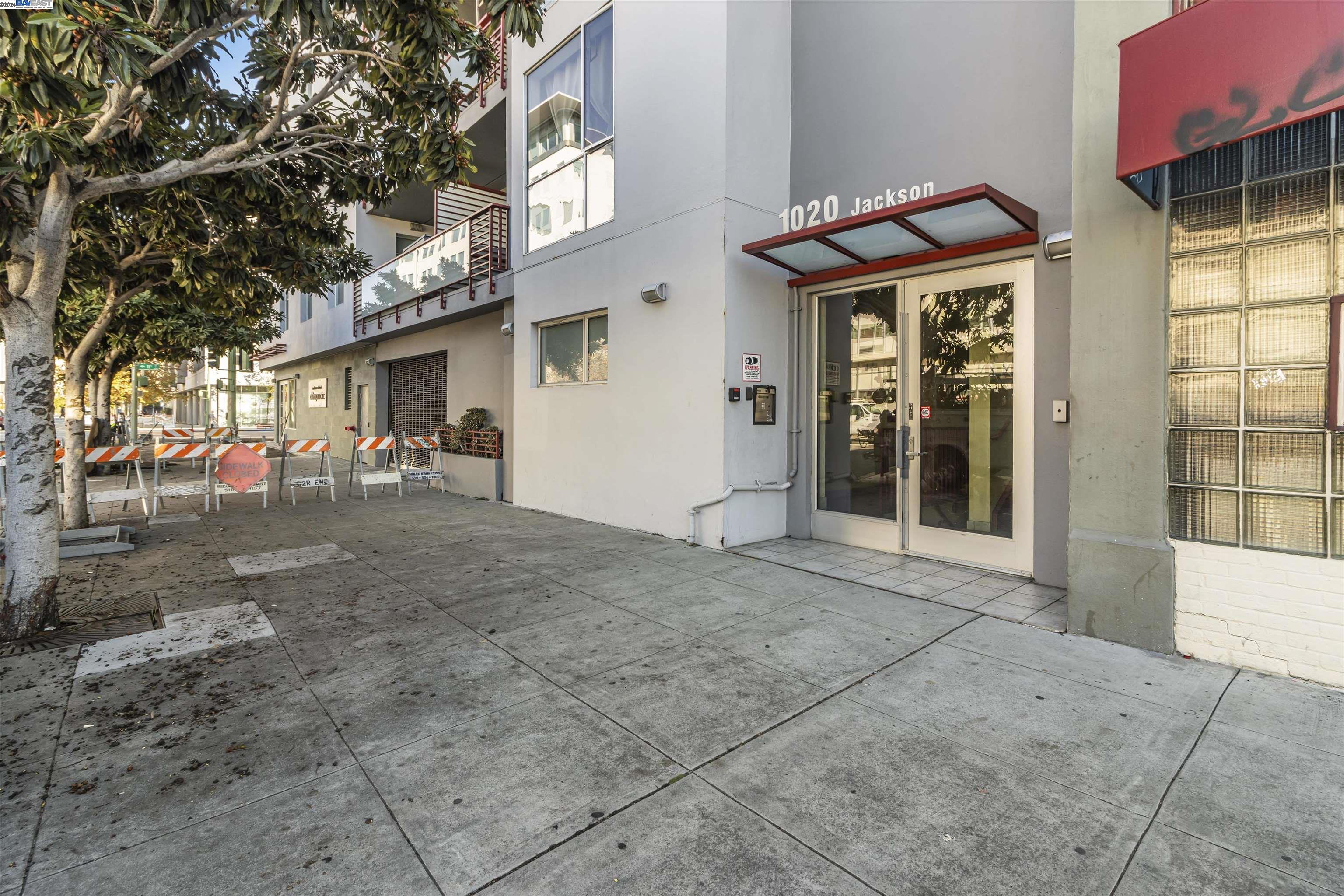 1020 Jackson St # 302, Oakland, California 94607, 1 Bedroom Bedrooms, 3 Rooms Rooms,1 BathroomBathrooms,Residential,For Sale,1020 Jackson St # 302,41080962