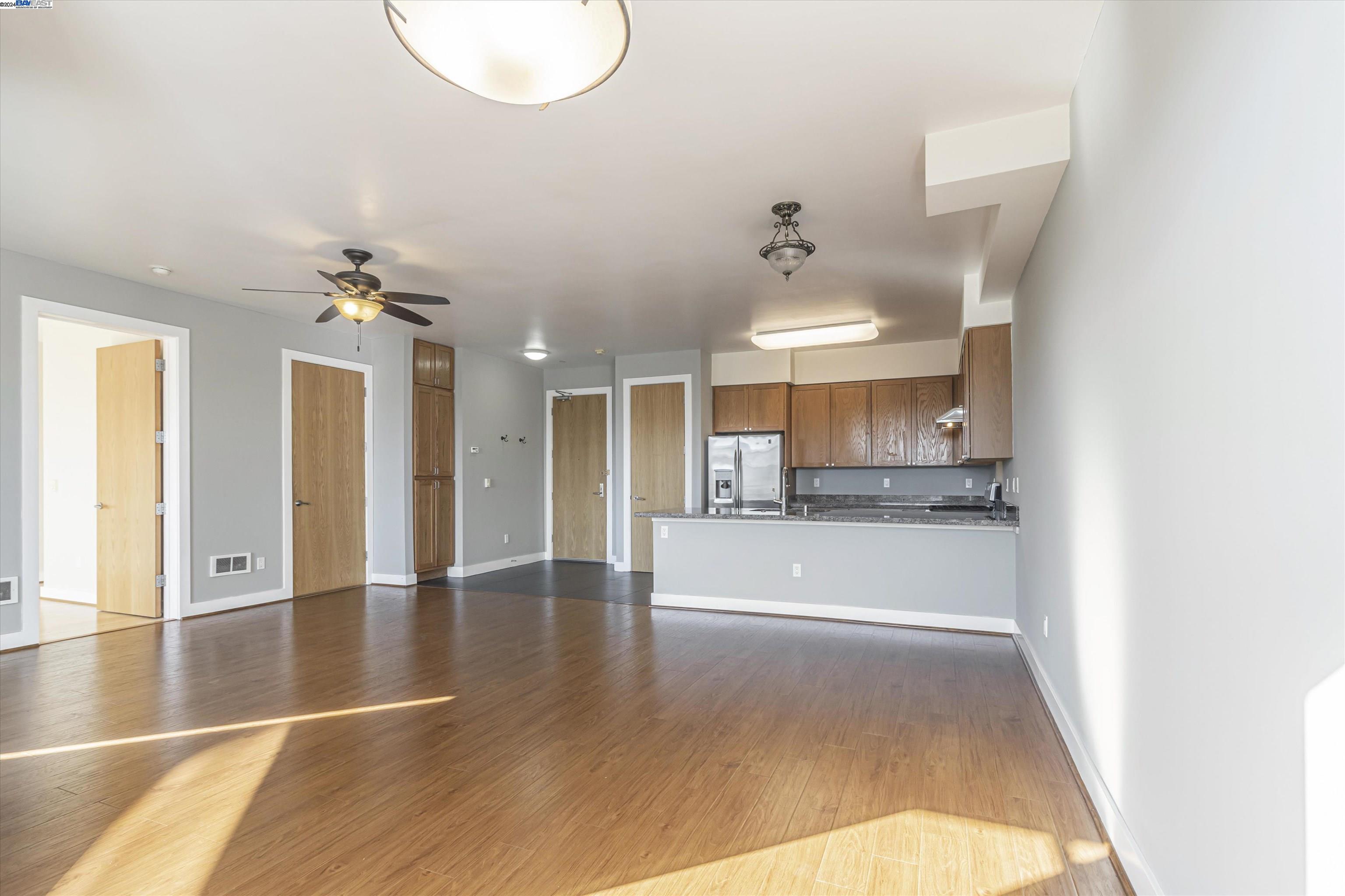 1020 Jackson St # 302, Oakland, California 94607, 1 Bedroom Bedrooms, 3 Rooms Rooms,1 BathroomBathrooms,Residential,For Sale,1020 Jackson St # 302,41080962