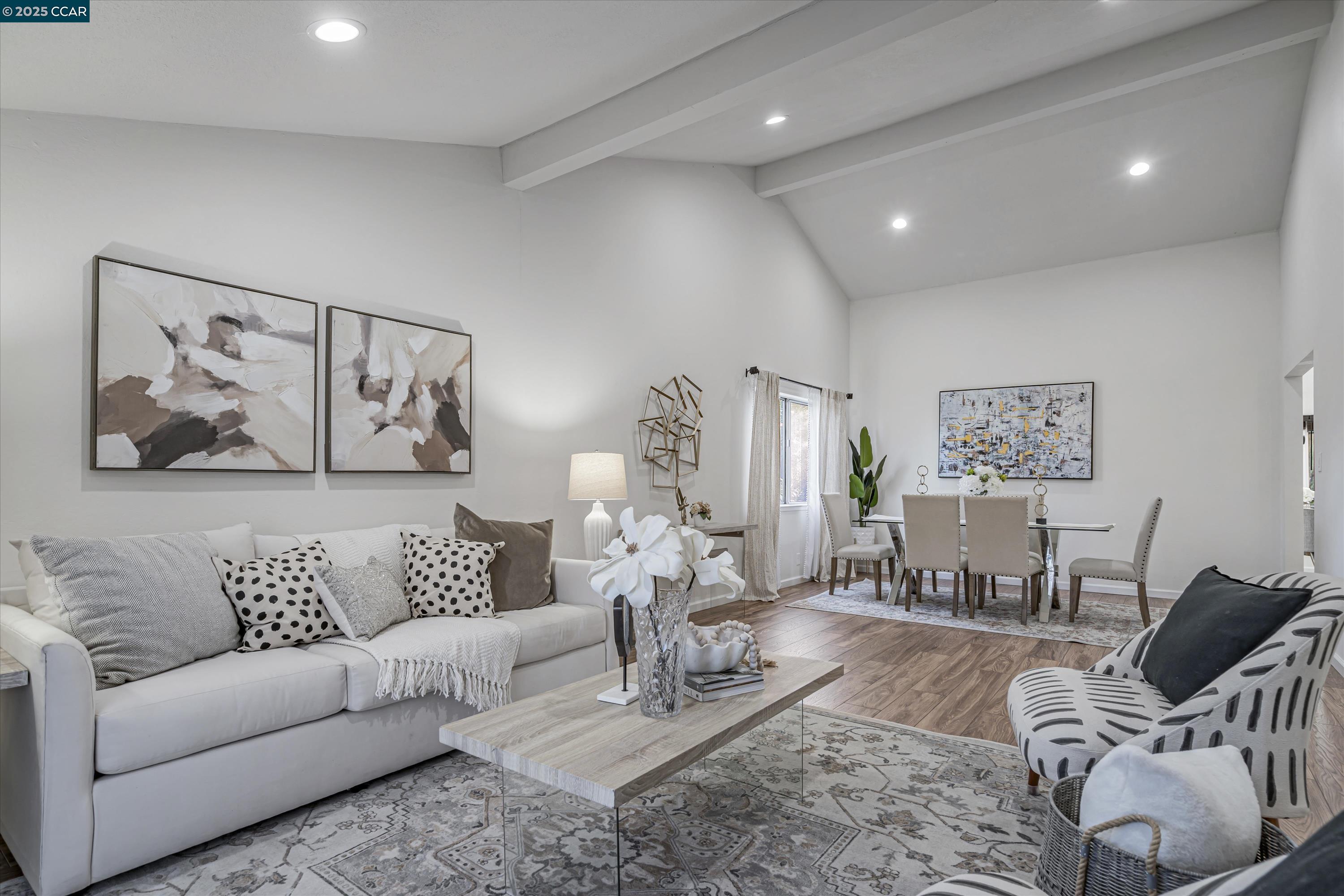 2416 Sanderling Dr