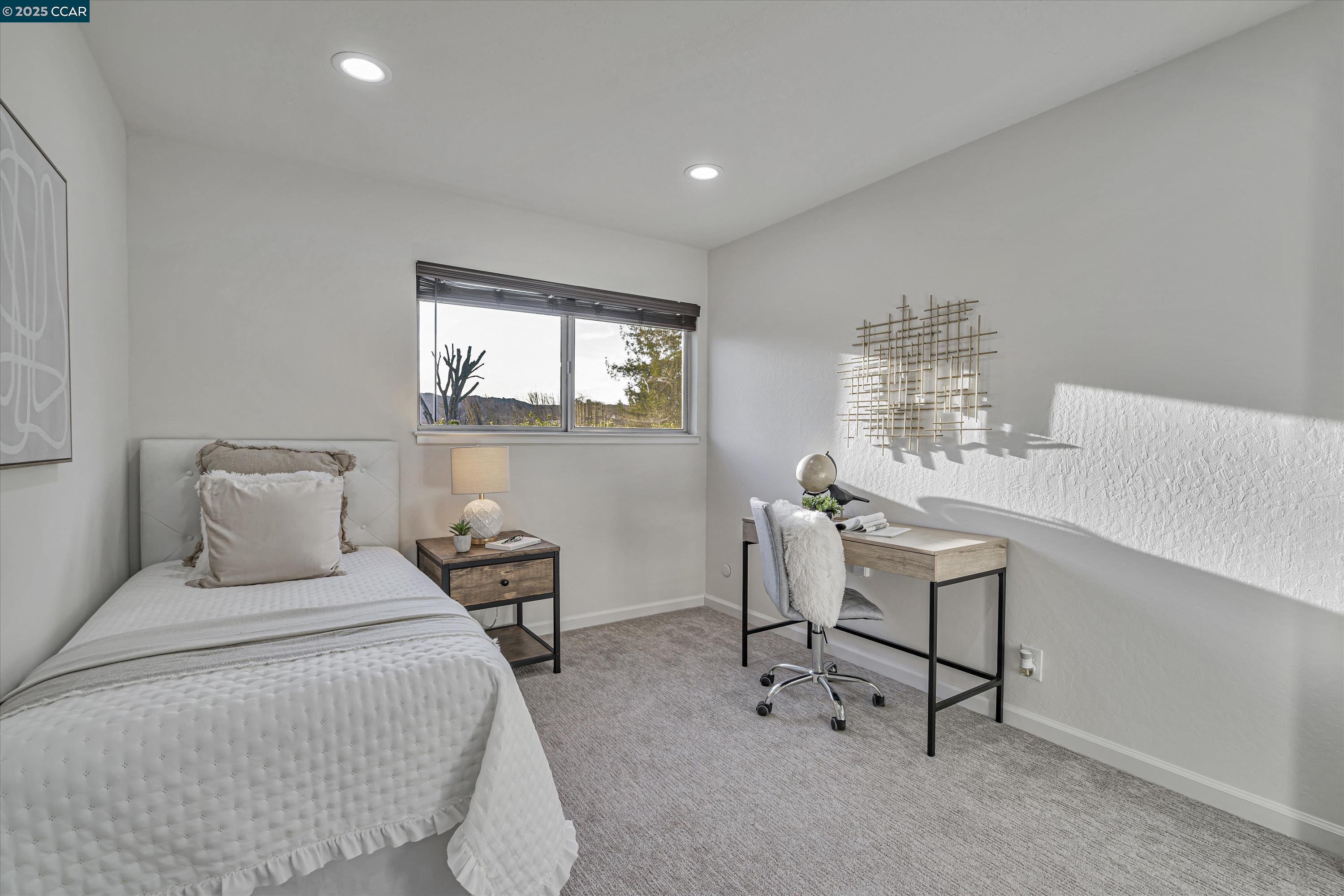 2416 Sanderling Dr
