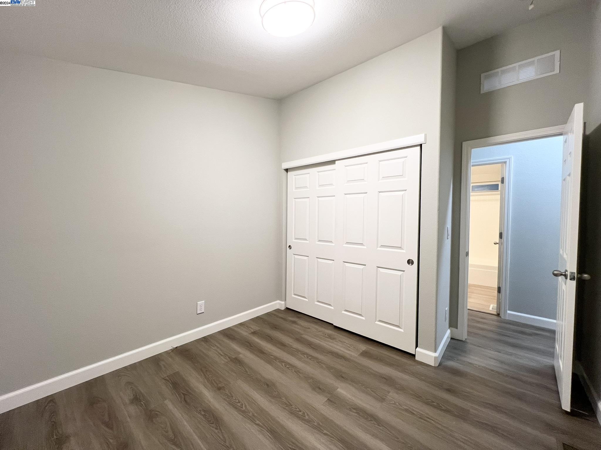 1200 W Winton Ave # 215, Hayward, California 94545, 2 Bedrooms Bedrooms, 6 Rooms Rooms,2 BathroomsBathrooms,Manufactured In Park,For Sale,1200 W Winton Ave # 215,41081019