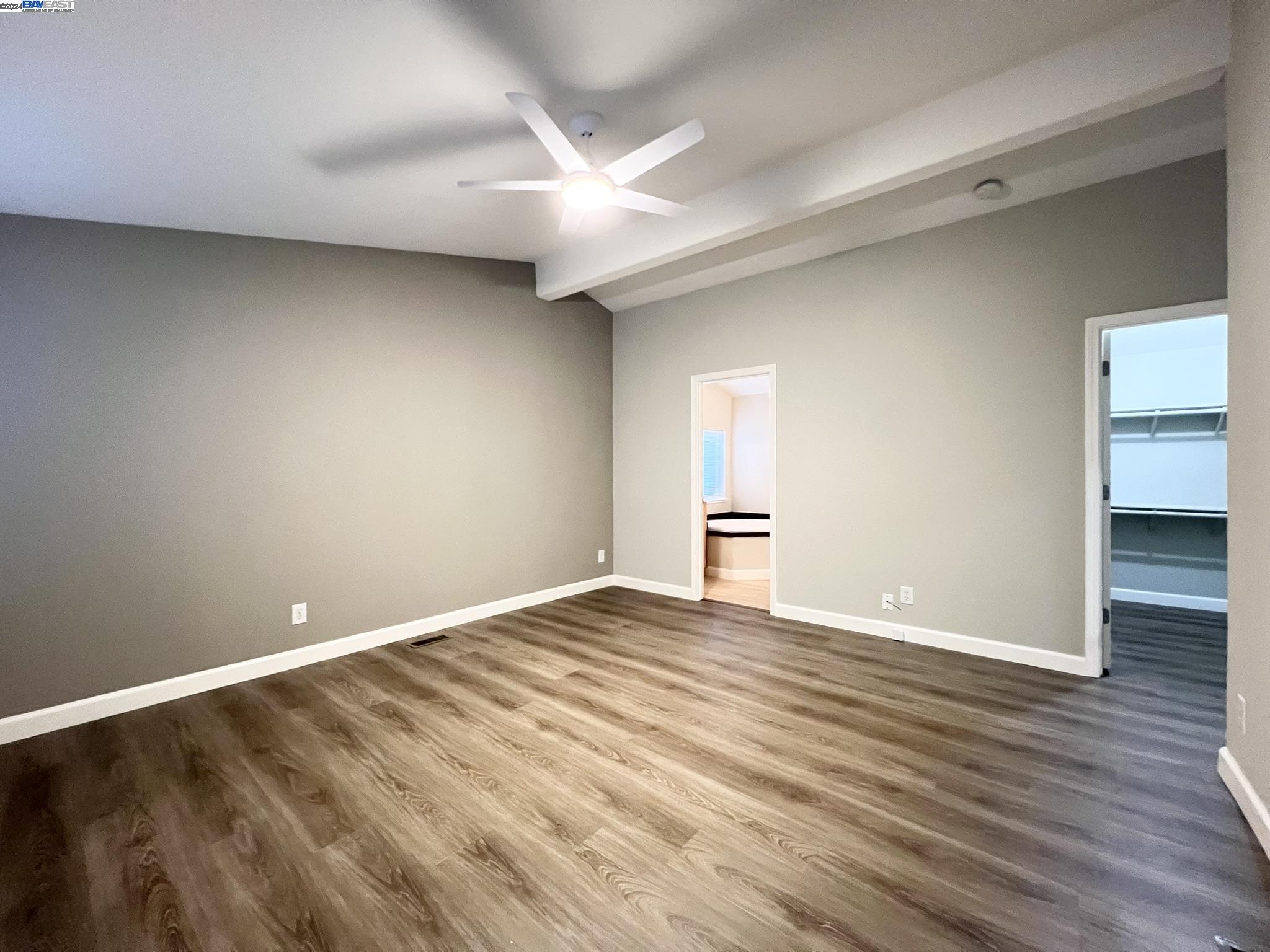 property-img