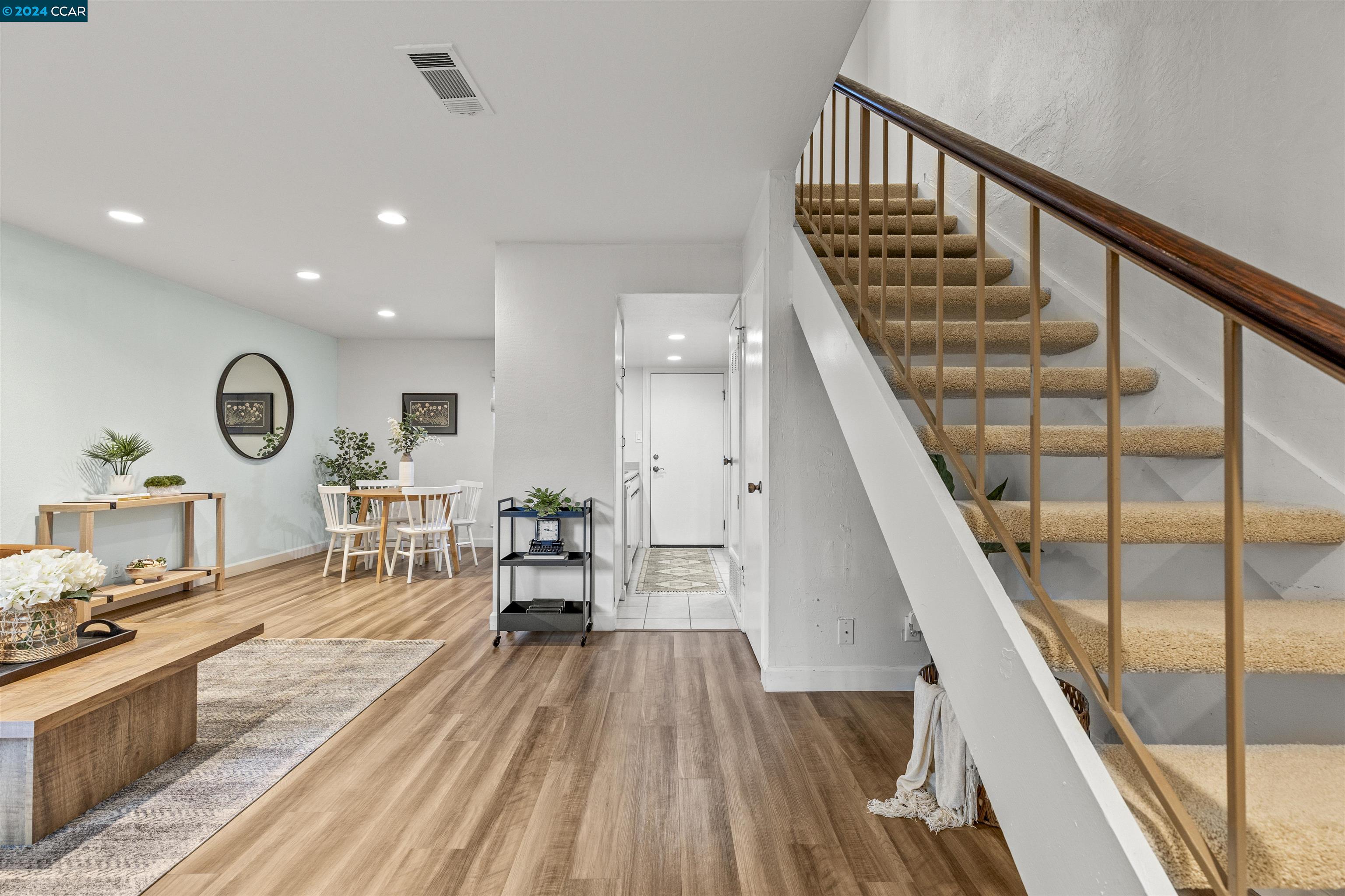 Photo #4: 41081031 Listing 