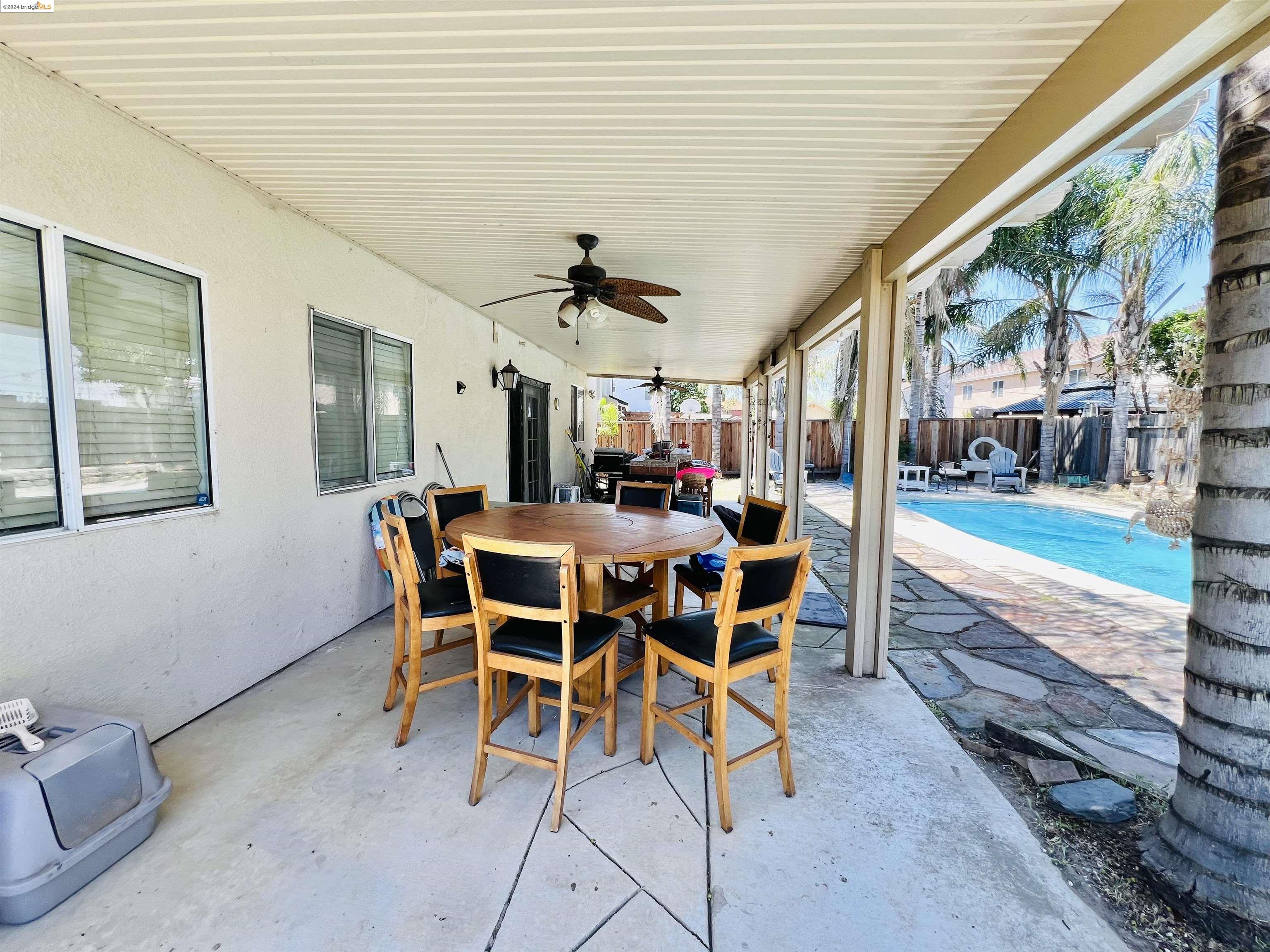 Detail Gallery Image 22 of 23 For 2215 Dune Pl, Stockton,  CA 95206 - 3 Beds | 2/1 Baths