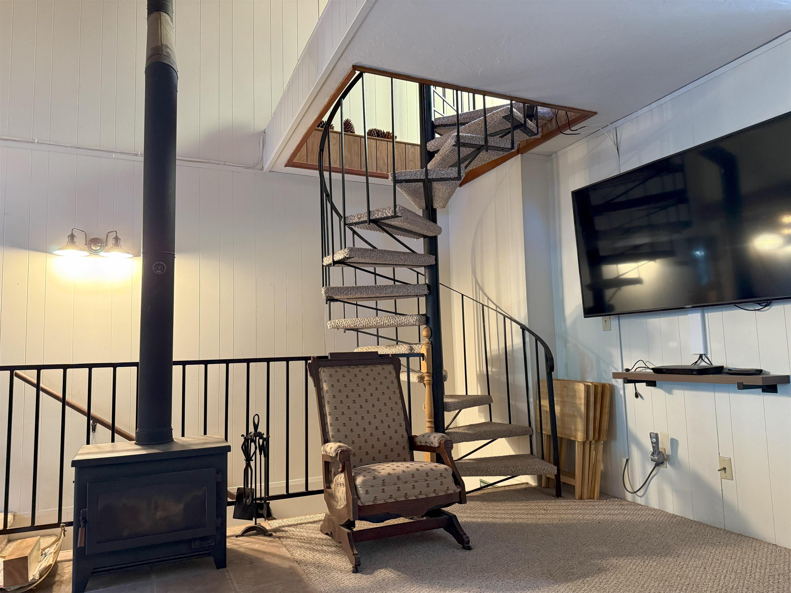 Detail Gallery Image 12 of 49 For 33757 Upper Leland Rd #D,  Strawberry,  CA 95364 - 3 Beds | 2 Baths