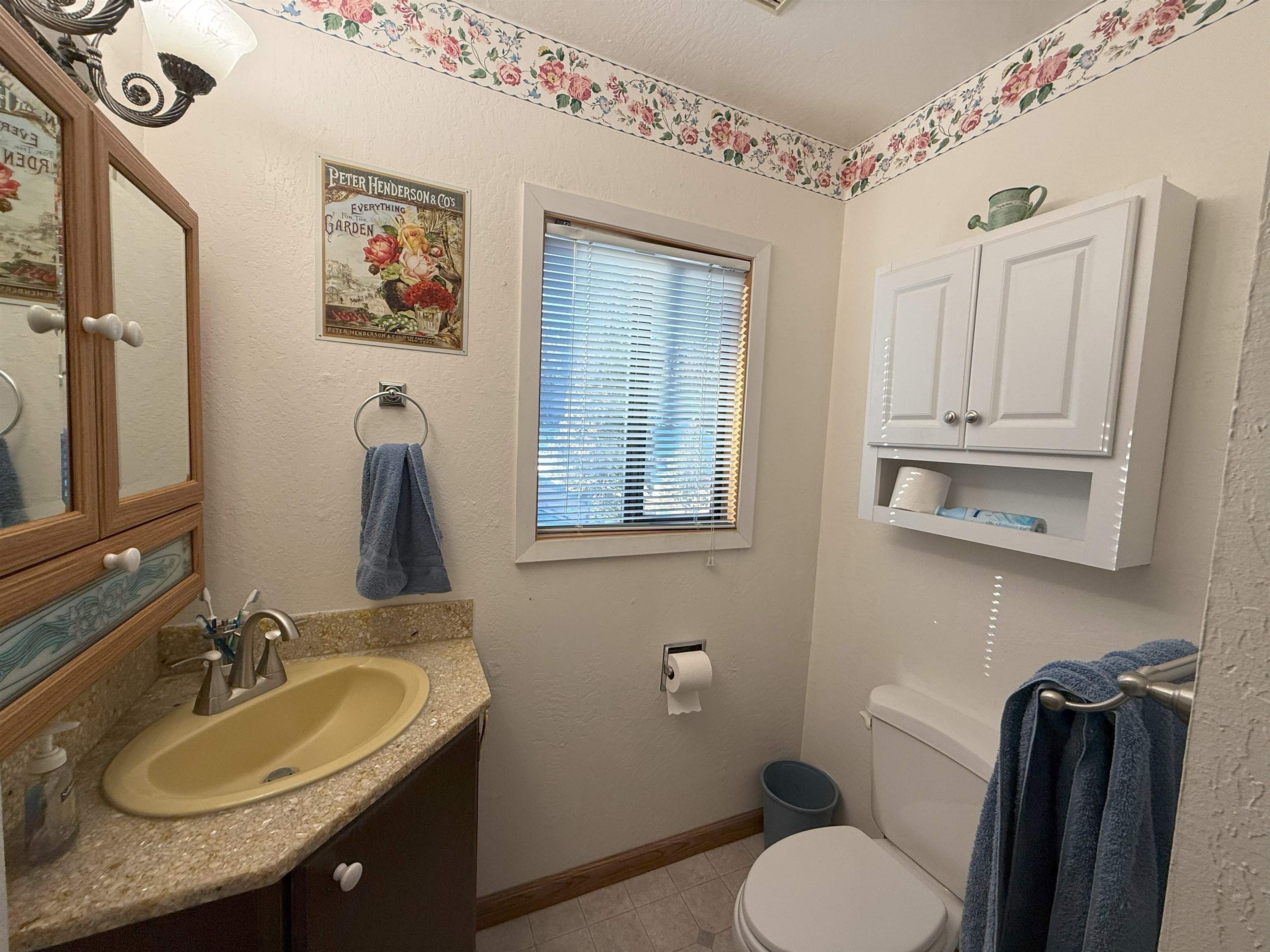 Detail Gallery Image 17 of 49 For 33757 Upper Leland Rd #D,  Strawberry,  CA 95364 - 3 Beds | 2 Baths