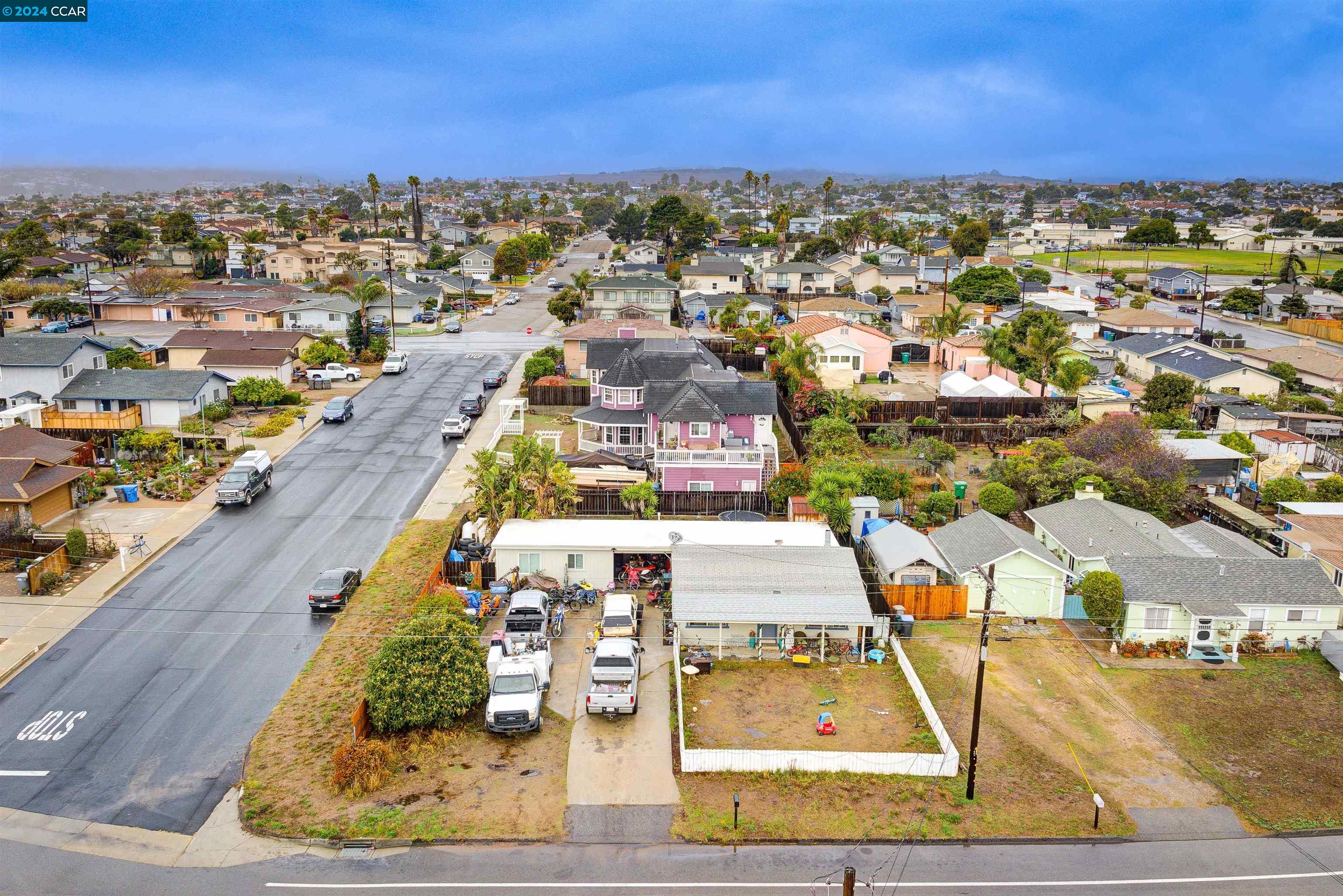 Detail Gallery Image 2 of 4 For 923 Mentone Ave, Grover Beach,  CA 93433 - 2 Beds | 1 Baths