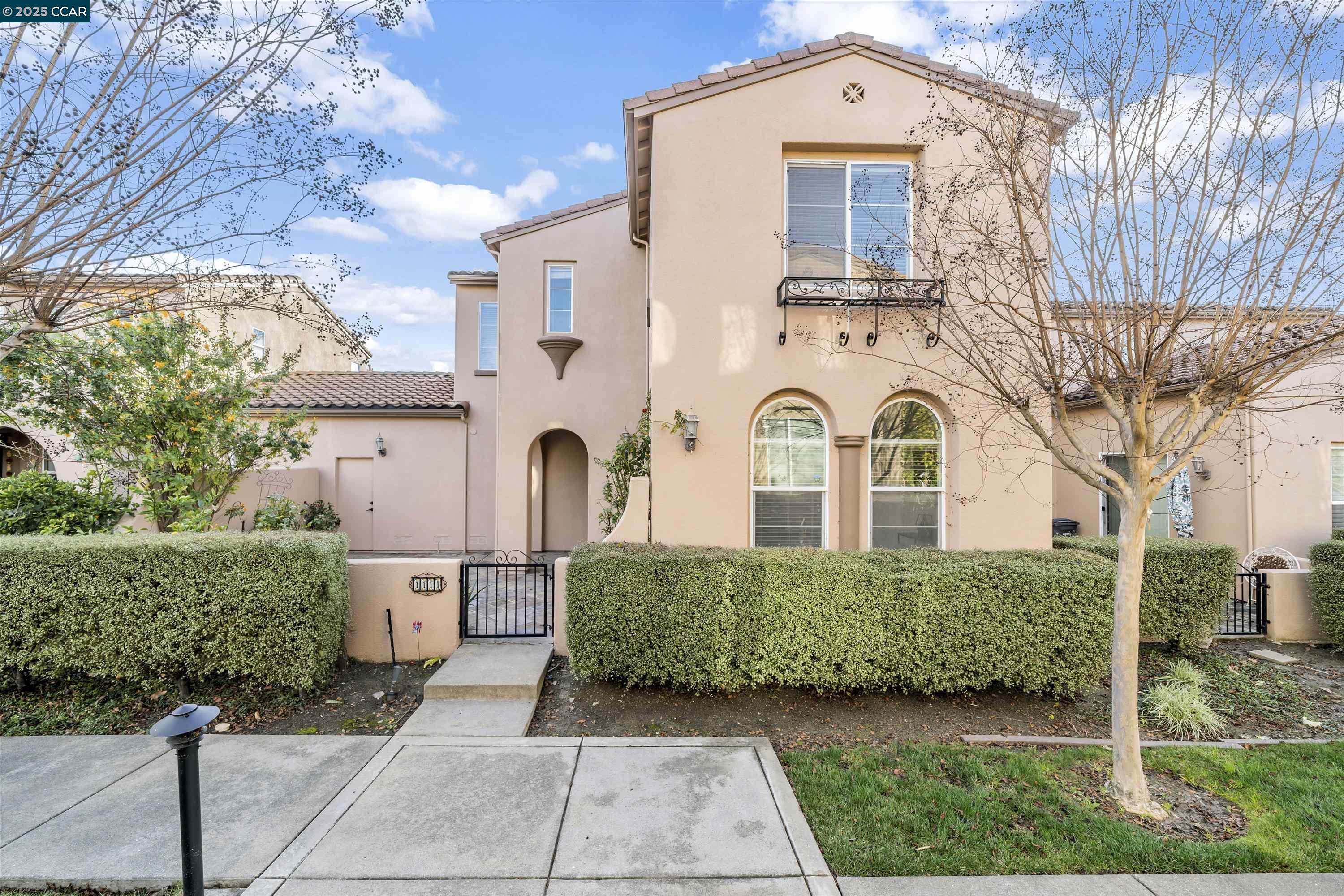 1111 Cedarwood Loop