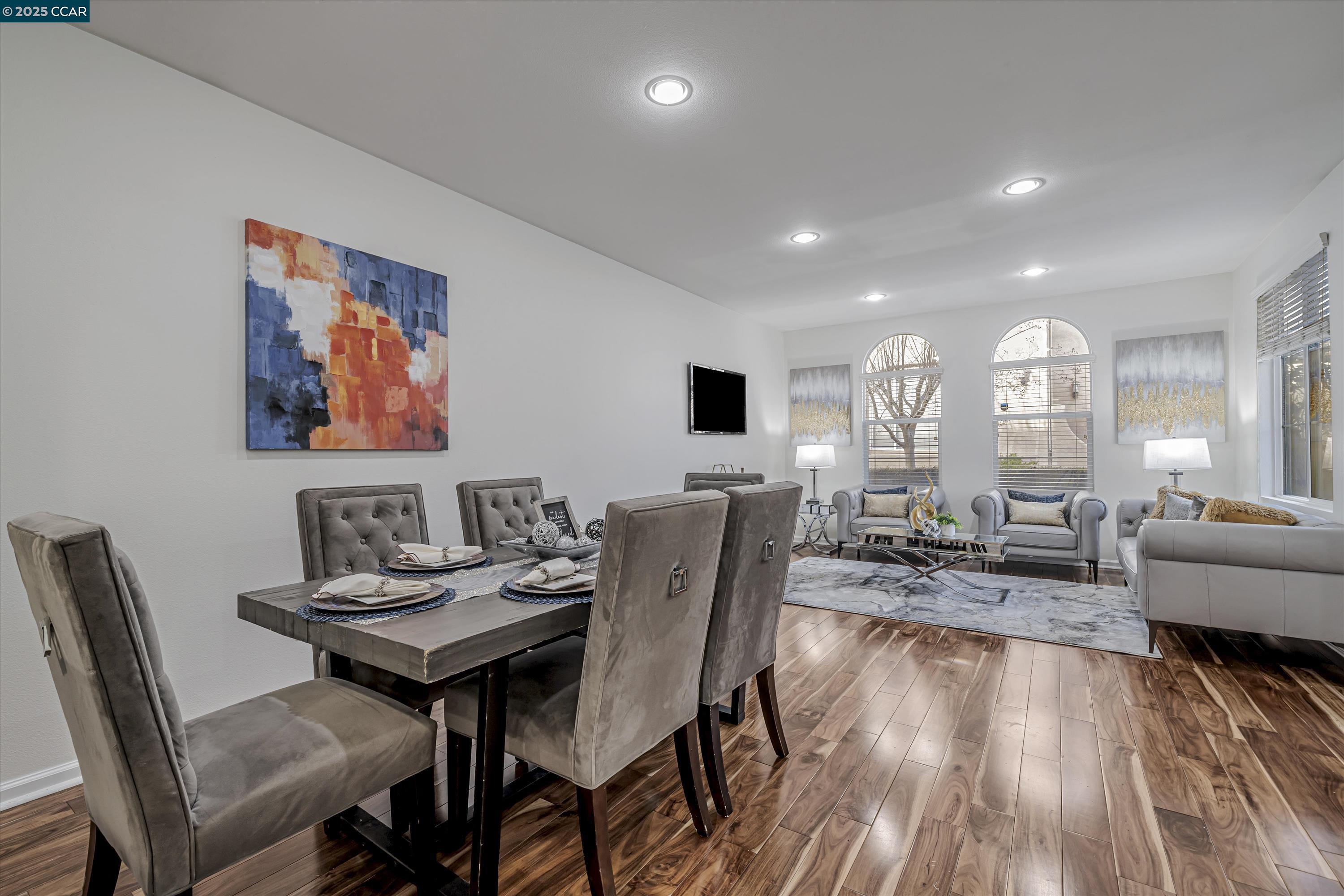 1111 Cedarwood Loop