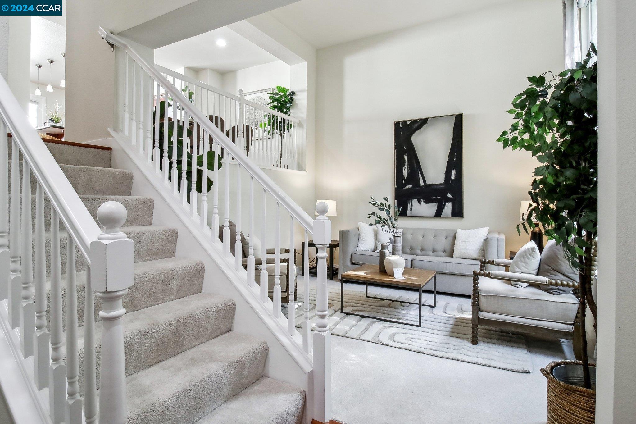 Detail Gallery Image 1 of 1 For 92 Ryland Park Way, San Jose,  CA 95110 - 3 Beds | 2/1 Baths