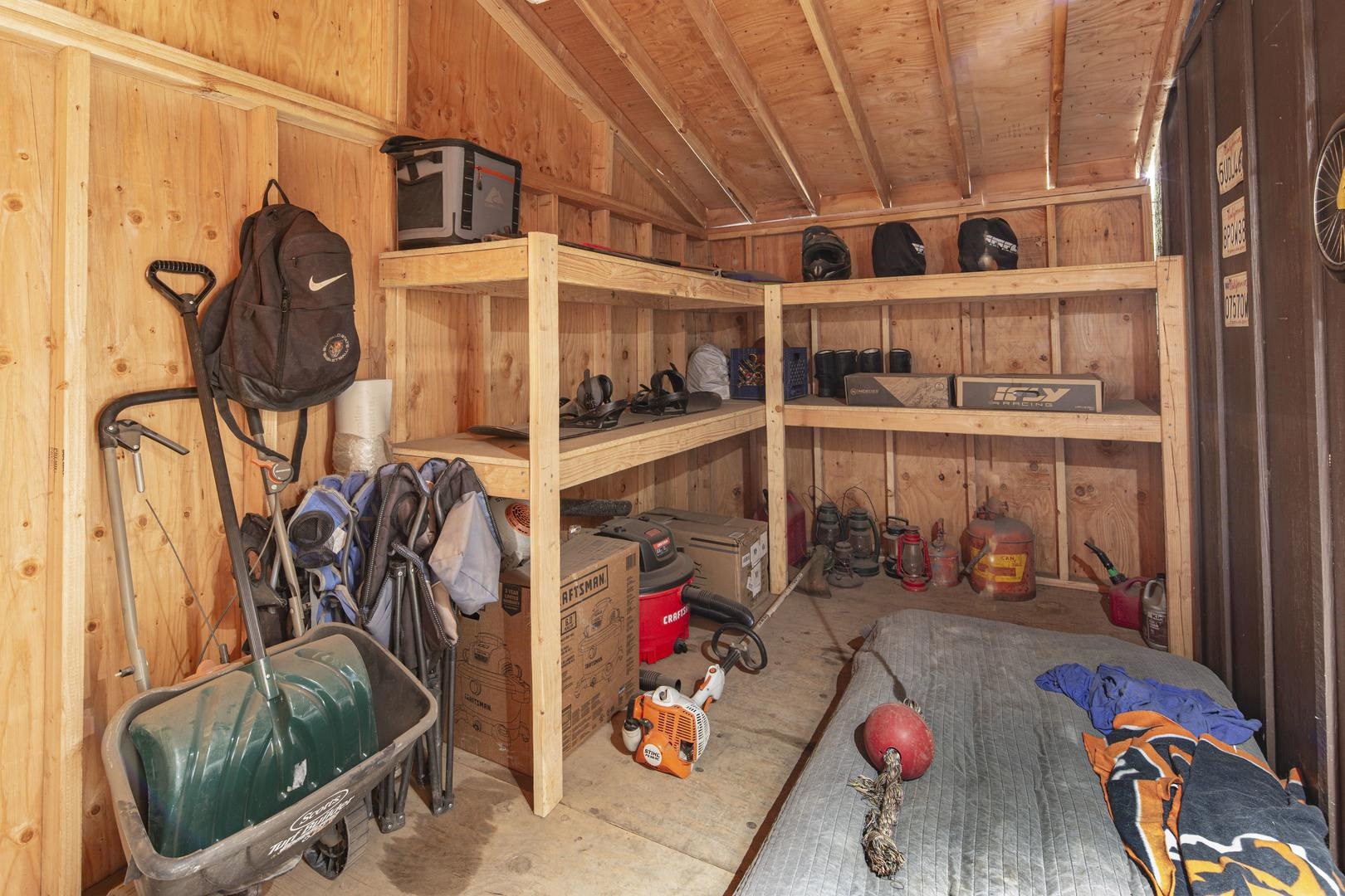 Detail Gallery Image 21 of 35 For 25536 State Highway 108, Mi Wuk Village,  CA 95346 - 3 Beds | 1 Baths