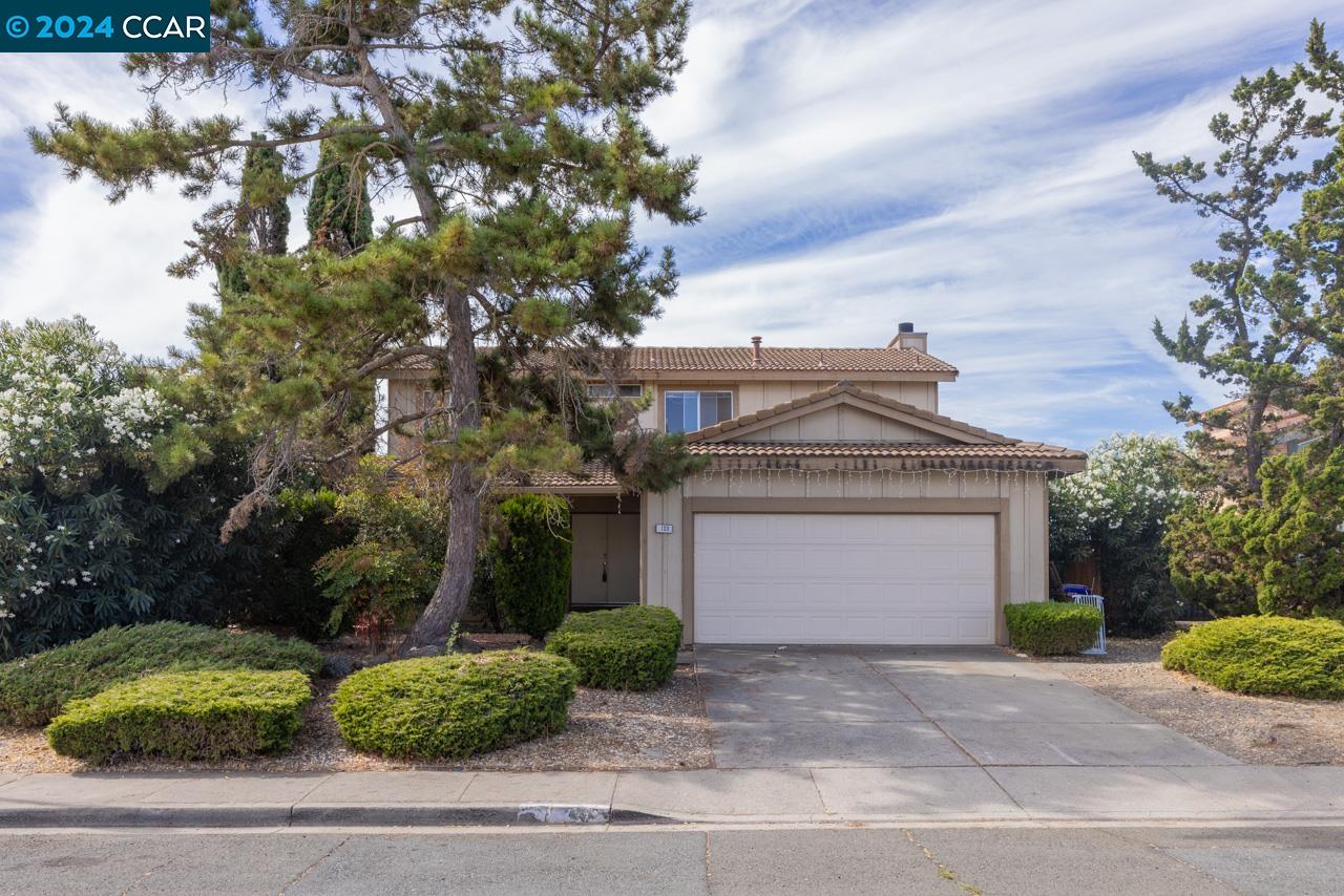 Detail Gallery Image 1 of 1 For 133 Oriole Ct, Hercules,  CA 94547 - 4 Beds | 2/1 Baths