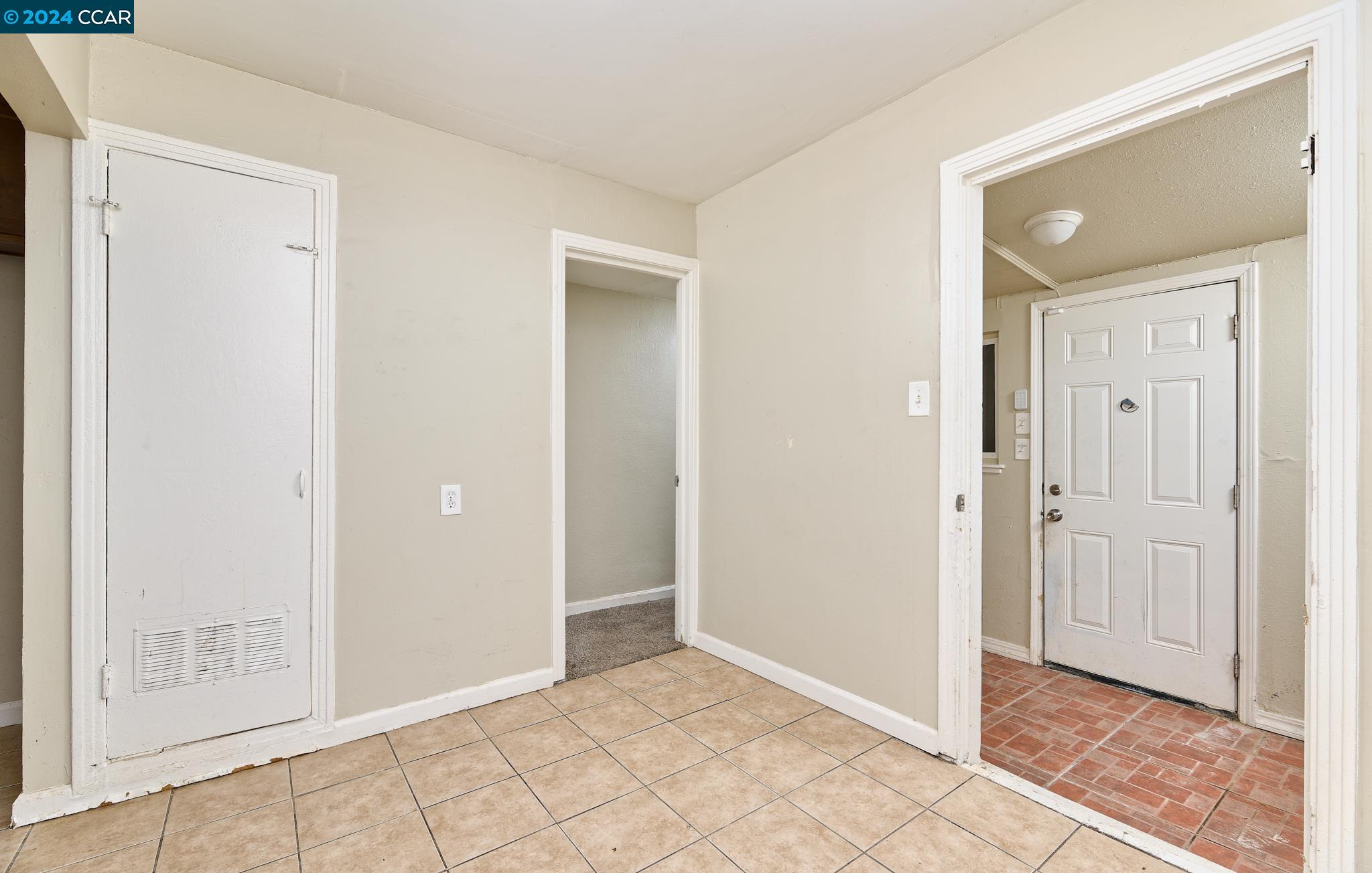 Detail Gallery Image 13 of 24 For 3803 22nd Ave, Sacramento,  CA 95820 - 3 Beds | 1/1 Baths