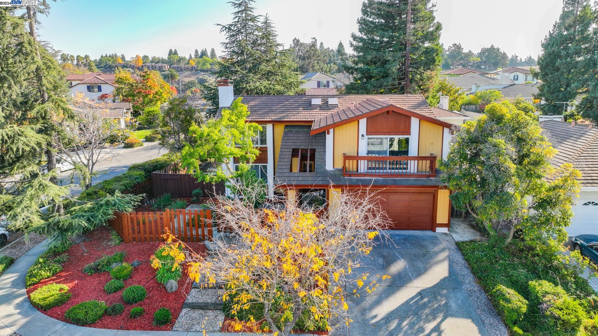 Detail Gallery Image 1 of 1 For 2100 Castillejo Way, Fremont,  CA 94539 - 5 Beds | 2/1 Baths