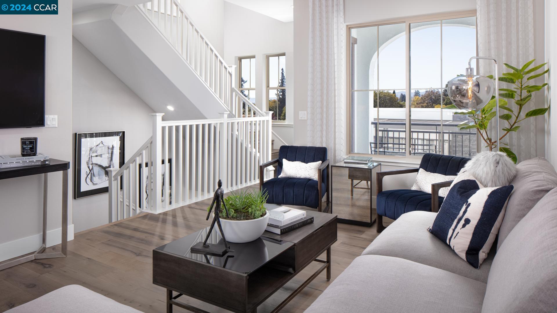 Detail Gallery Image 2 of 10 For 1101 Artemesia Terrace #3,  Sunnyvale,  CA 94086 - 3 Beds | 3 Baths