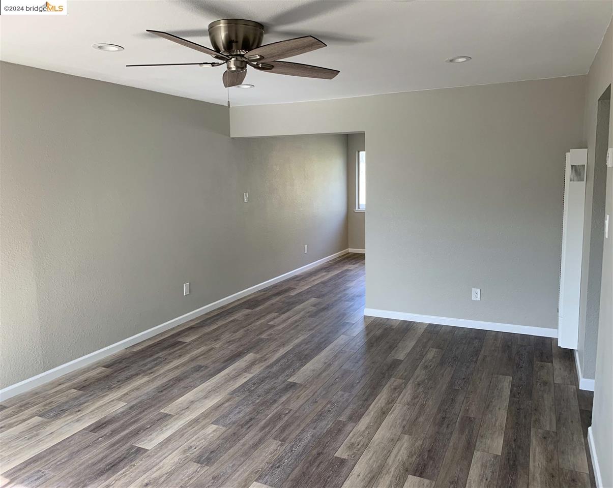 Detail Gallery Image 2 of 18 For 1021 W 8th St #2,  Antioch,  CA 94509-1573 - 2 Beds | 1 Baths