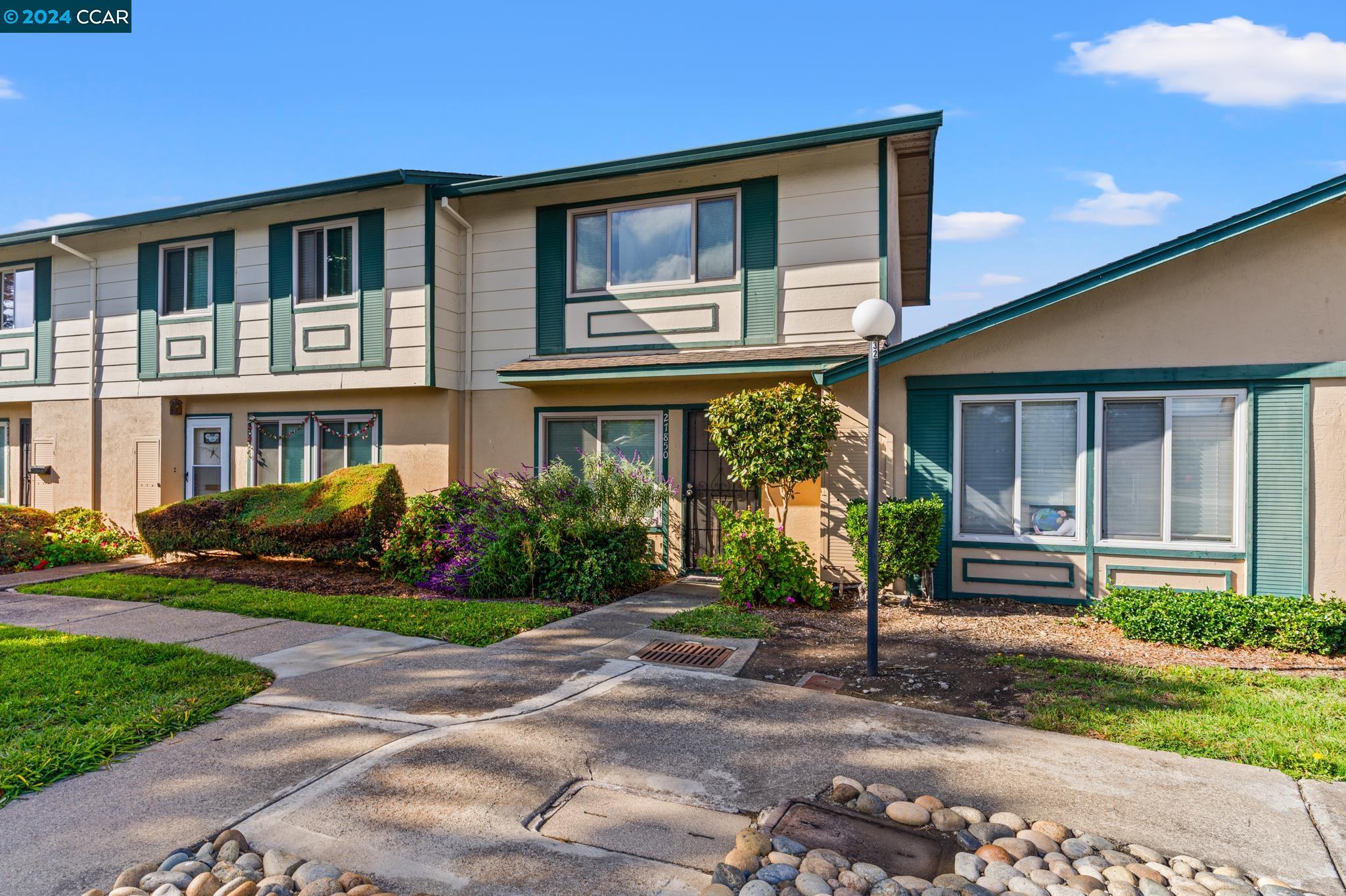 Photo #2: 41081159 Listing 
