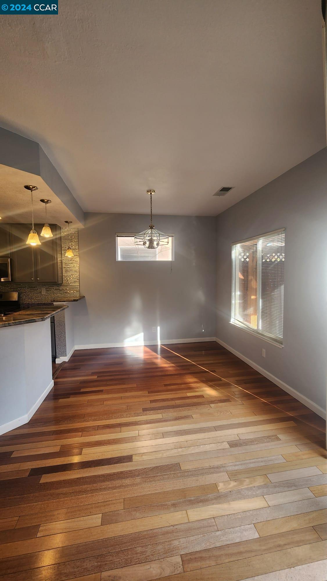Detail Gallery Image 15 of 22 For 3756 Versailles Ct, San Jose,  CA 95127 - 3 Beds | 2/1 Baths