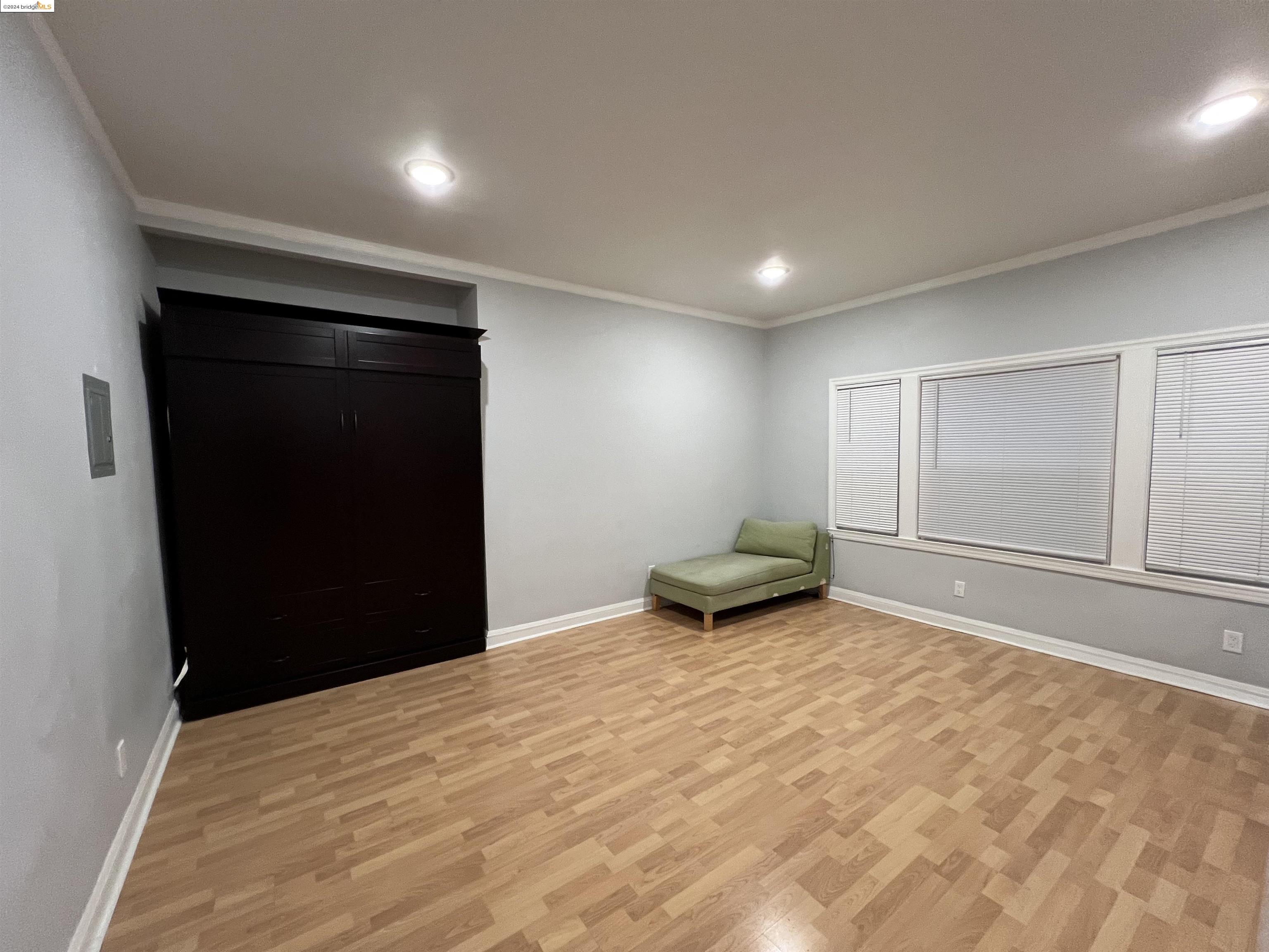 Detail Gallery Image 1 of 6 For 1846 Spruce St #4,  Berkeley,  CA 94709-1859 - 0 Beds | 1 Baths