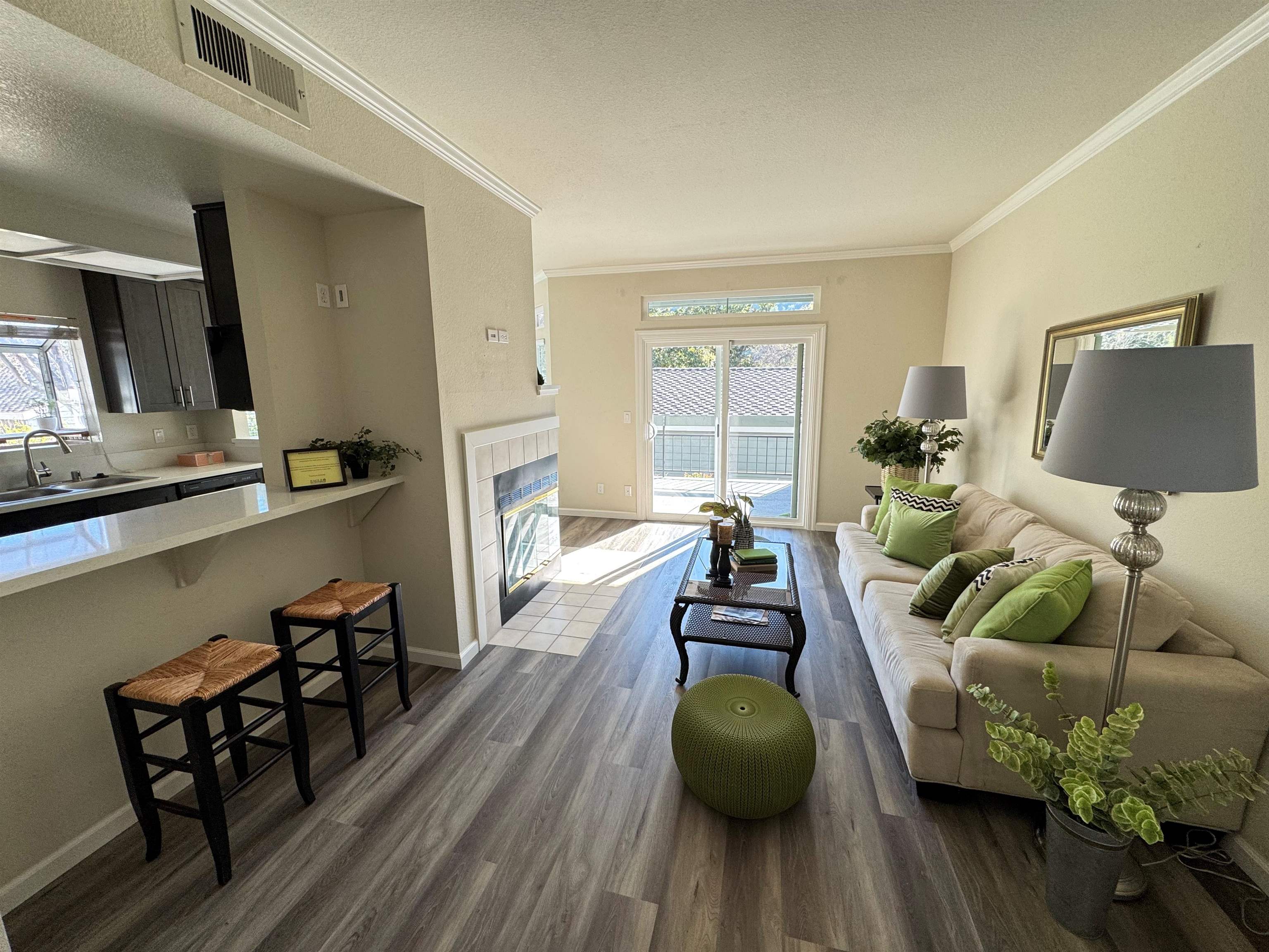 Photo #2: 41081225 Listing 