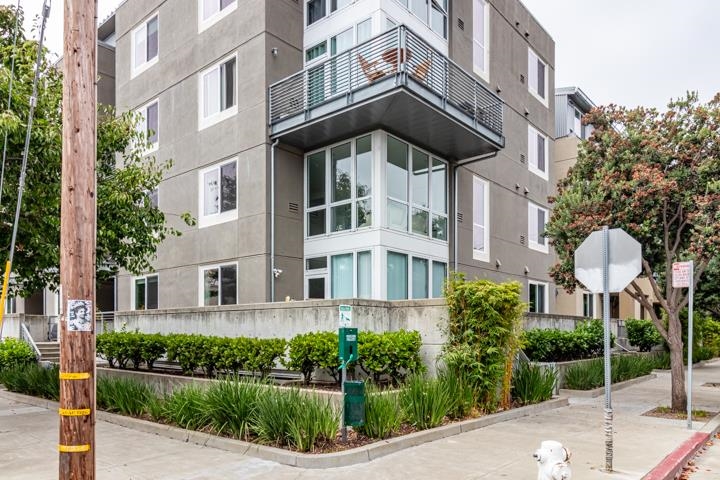 More Details about MLS # 41081240 : 3090 GLASCOCK ST # 118