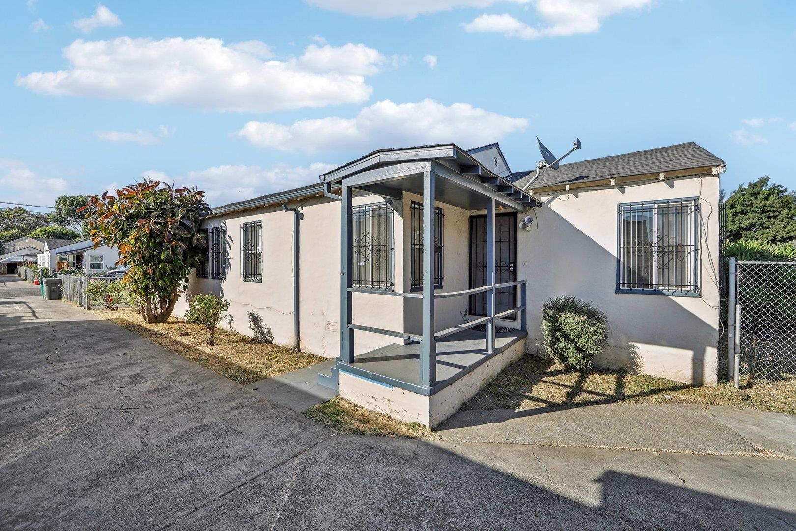 Detail Gallery Image 1 of 1 For 1288 100th Avenue, Oakland,  CA 94603 - – Beds | – Baths