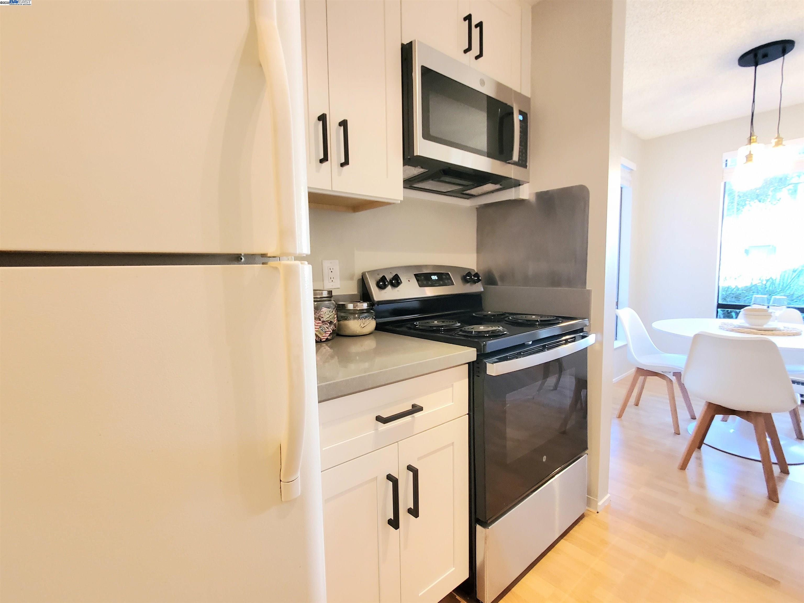 Photo #11: 41081292 Listing: Photo #11