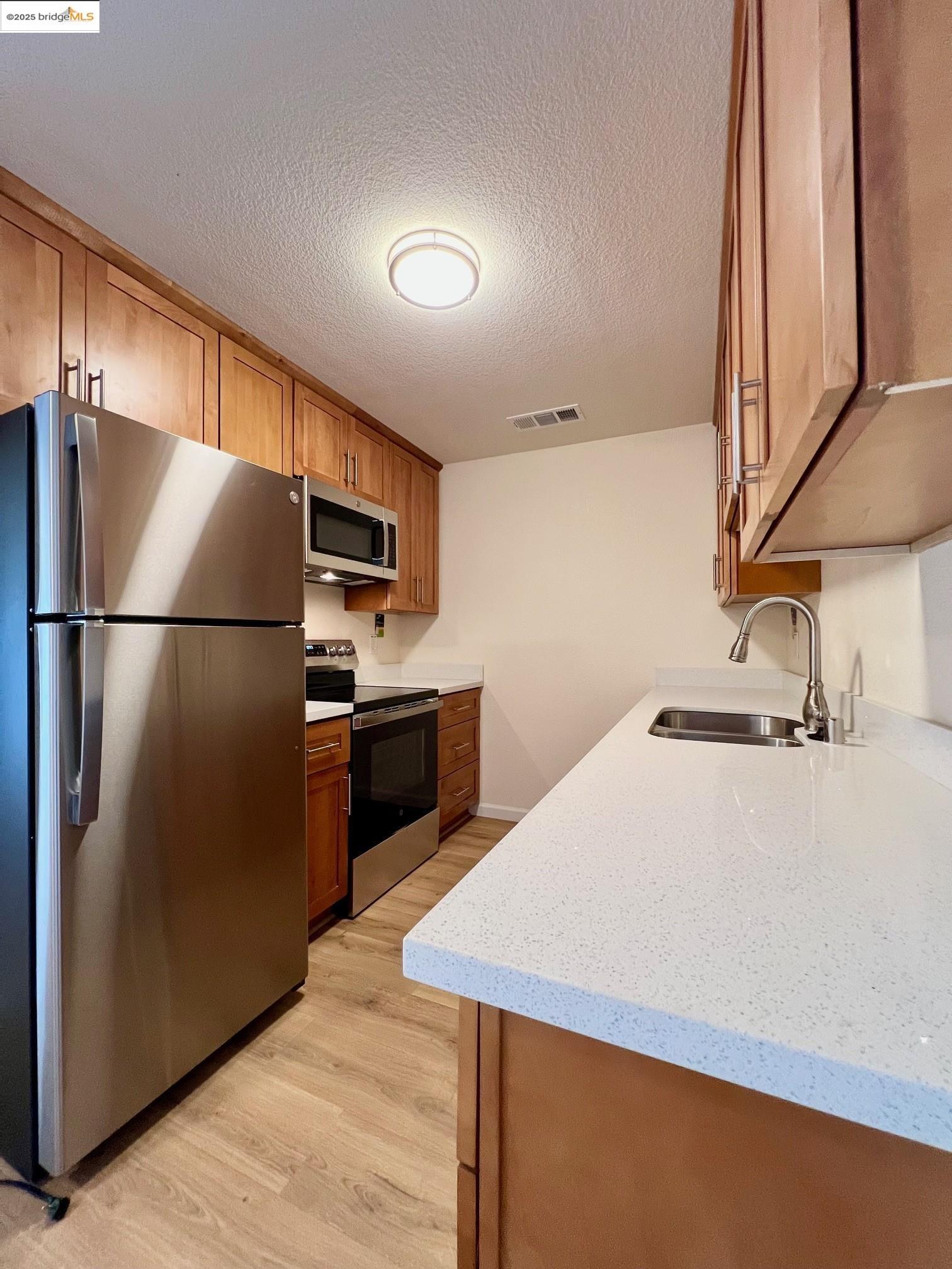 Photo #3: 41081308 Listing 